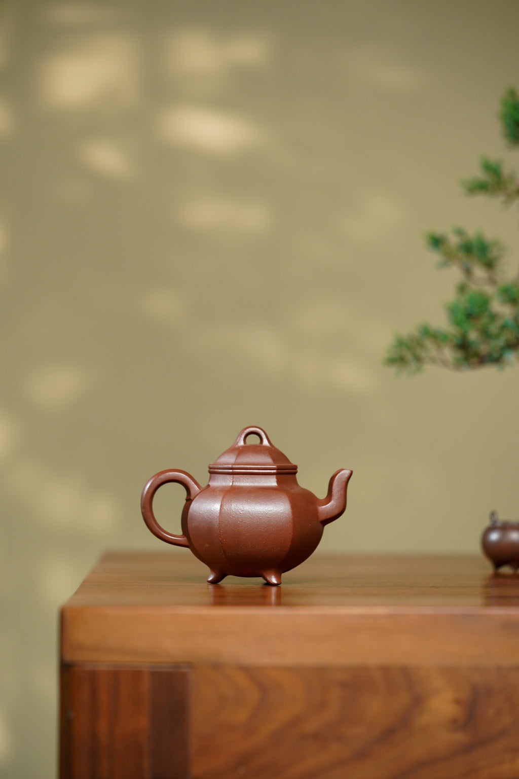 耿浩方器 礼藏双绝｜紫砂界80后方器巨匠巅峰臻品《三足水平壶》原矿优质底槽清·230cc