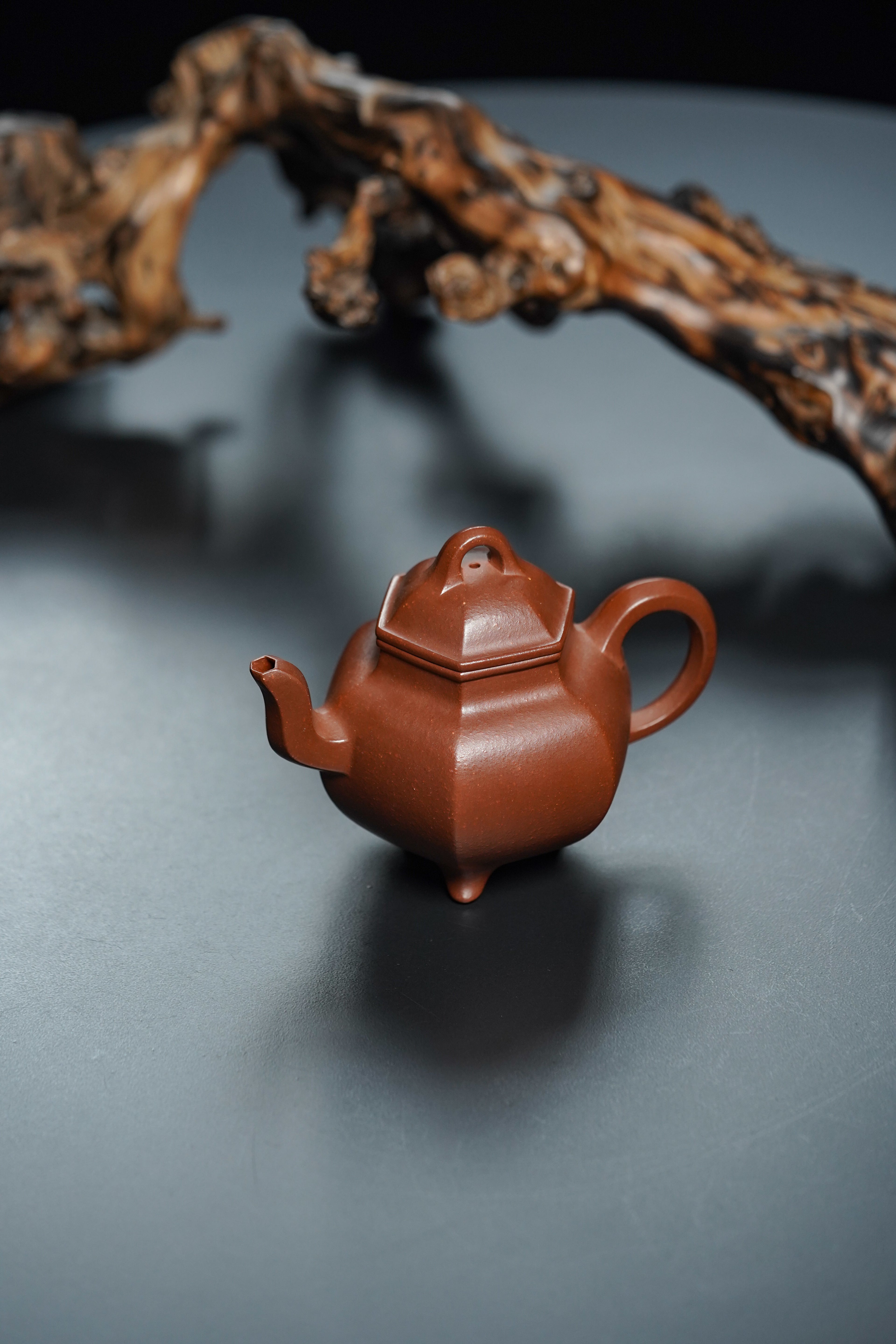 耿浩方器 礼藏双绝｜紫砂界80后方器巨匠巅峰臻品《三足水平壶》原矿优质底槽清·230cc