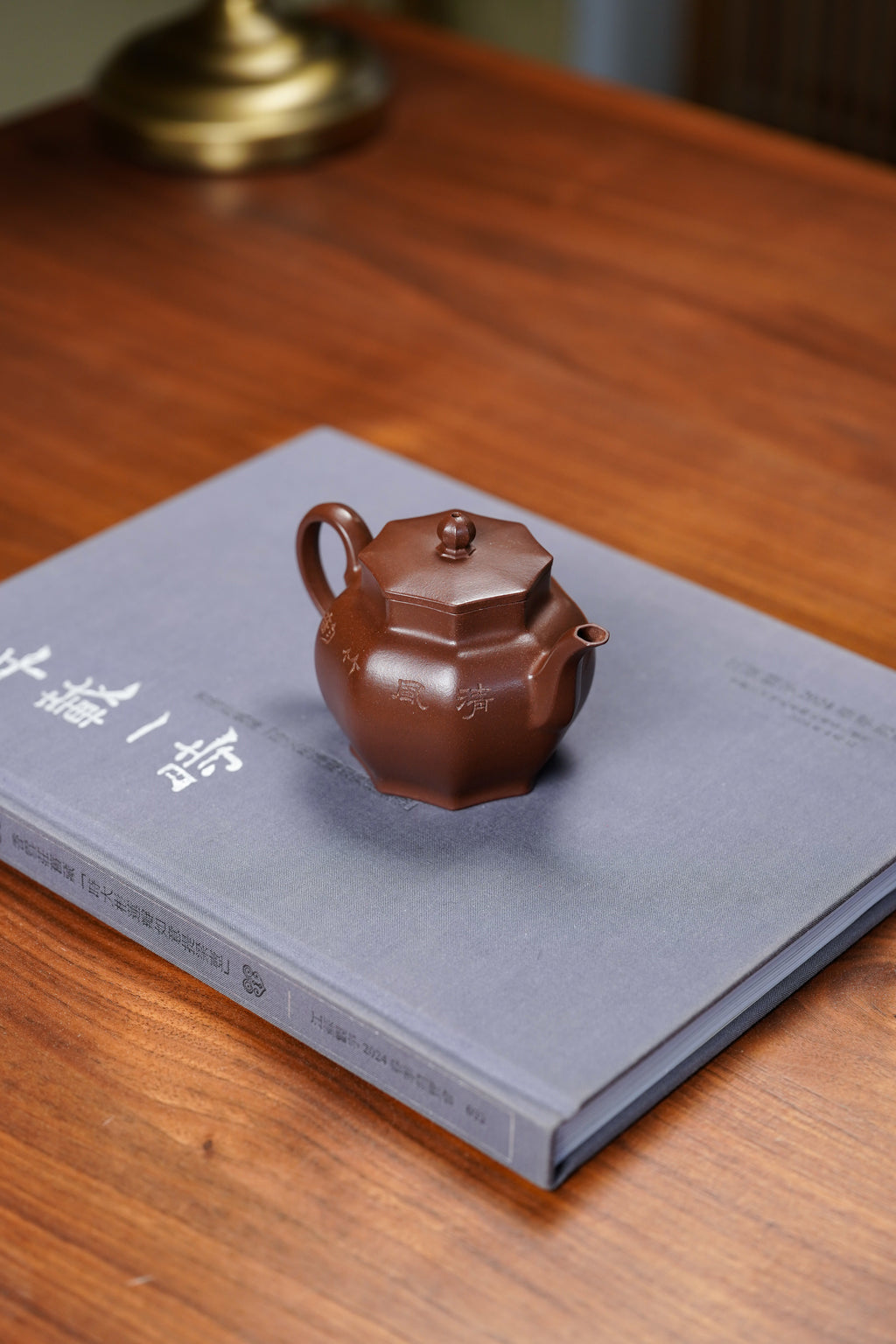 耿浩方器 礼藏双绝｜紫砂界80后方器巨匠巅峰臻品《八銮壶》藏值无量原矿优质羊角山紫泥·200cc