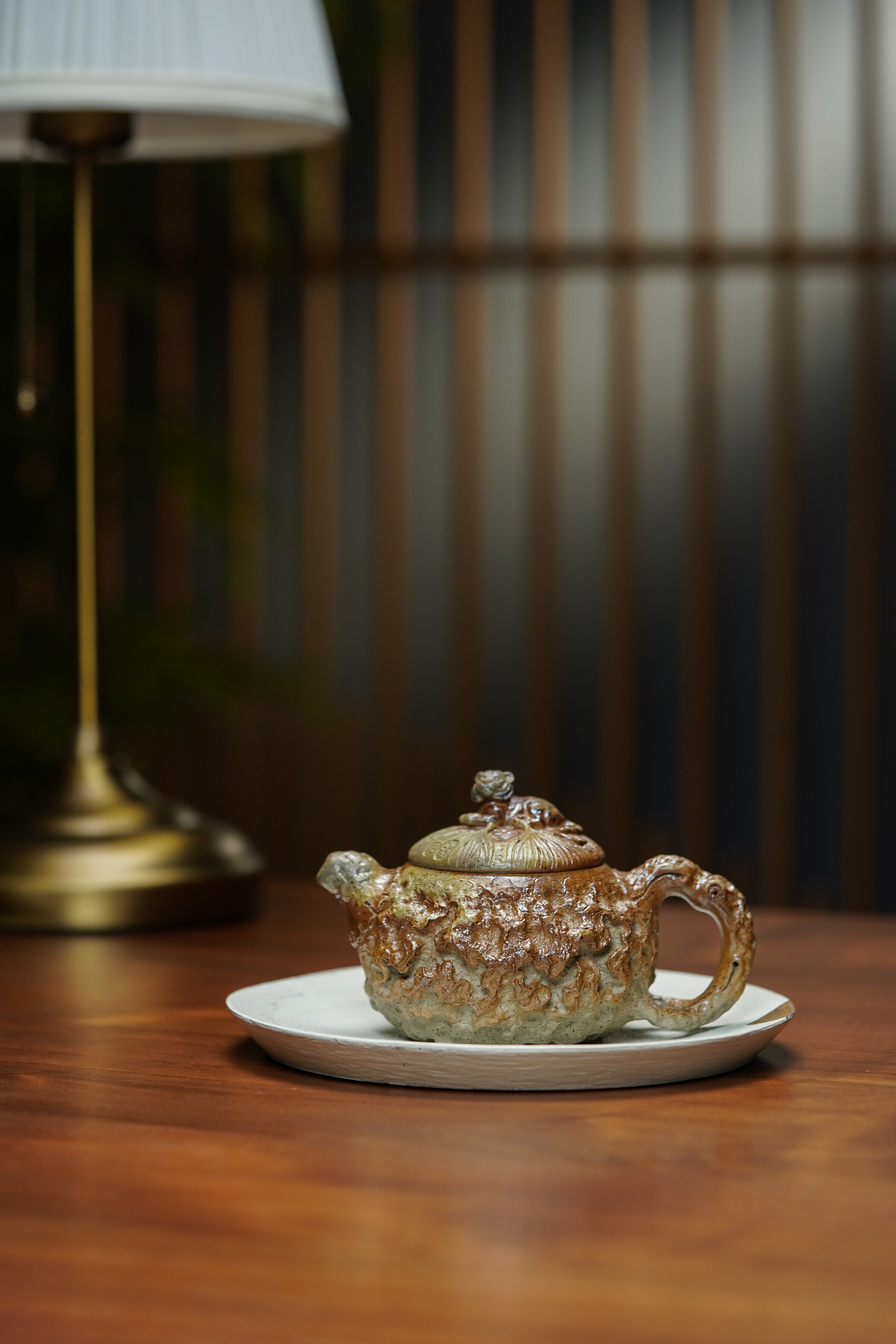蒋蓉之女 传世花器｜蒋艺华·非遗紫砂巅峰重器《王者之风供春壶》原矿优质黄金段柴烧·260cc