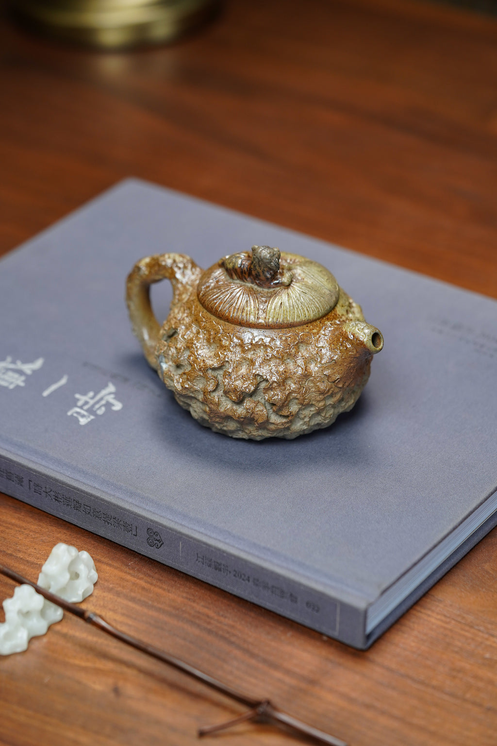 蒋蓉之女 传世花器｜蒋艺华·非遗紫砂巅峰重器《王者之风供春壶》原矿优质黄金段柴烧·260cc