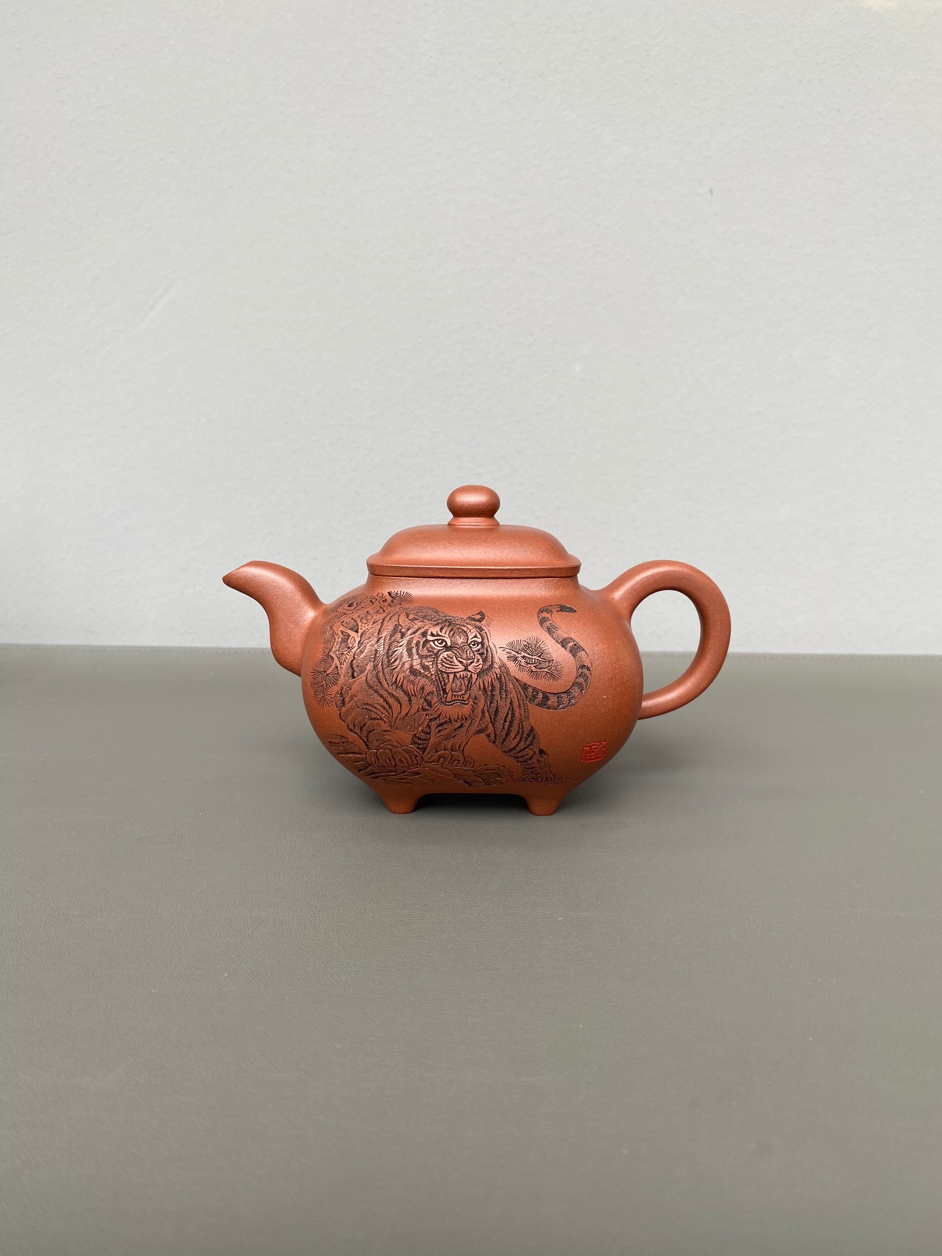 中华神刀·刻绘巅峰｜杨喜雨大师顶流臻品《传炉壶》原矿优质底槽清·410cc
