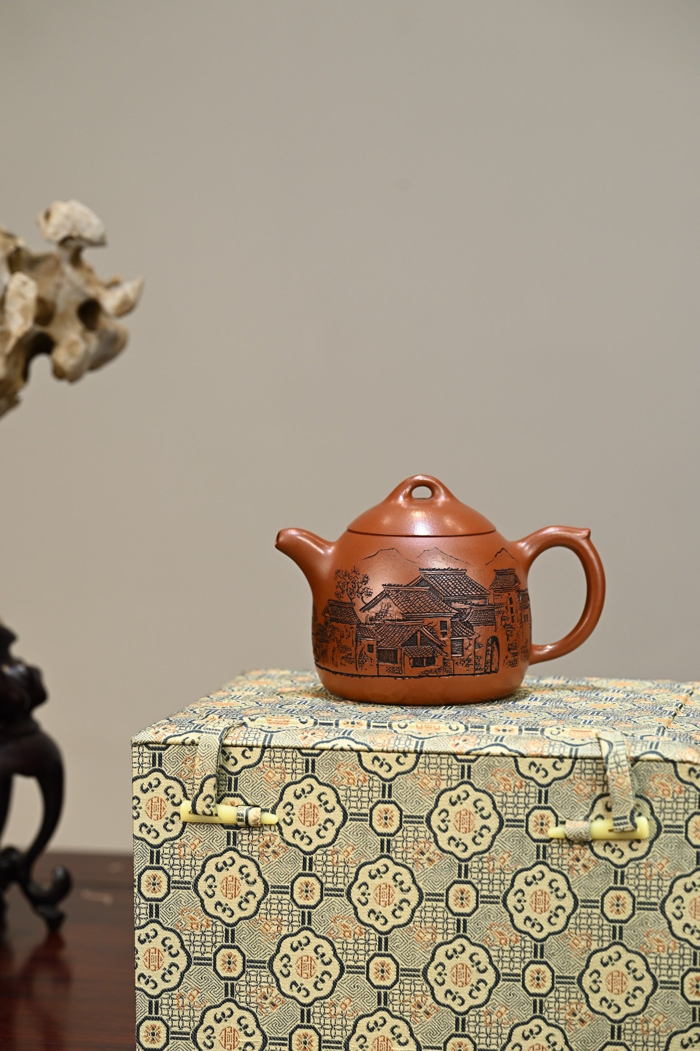 秦权·全手工 /江苏省陶瓷艺术名人正高工许学芳作品 /容量350cc/一厂大红袍