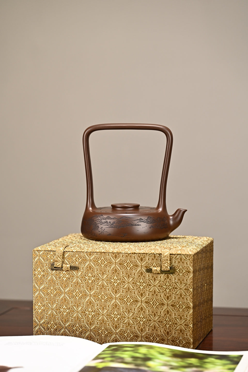 此乐提梁·全手工/正高工许学芳作品 /容量400cc/一厂紫泥