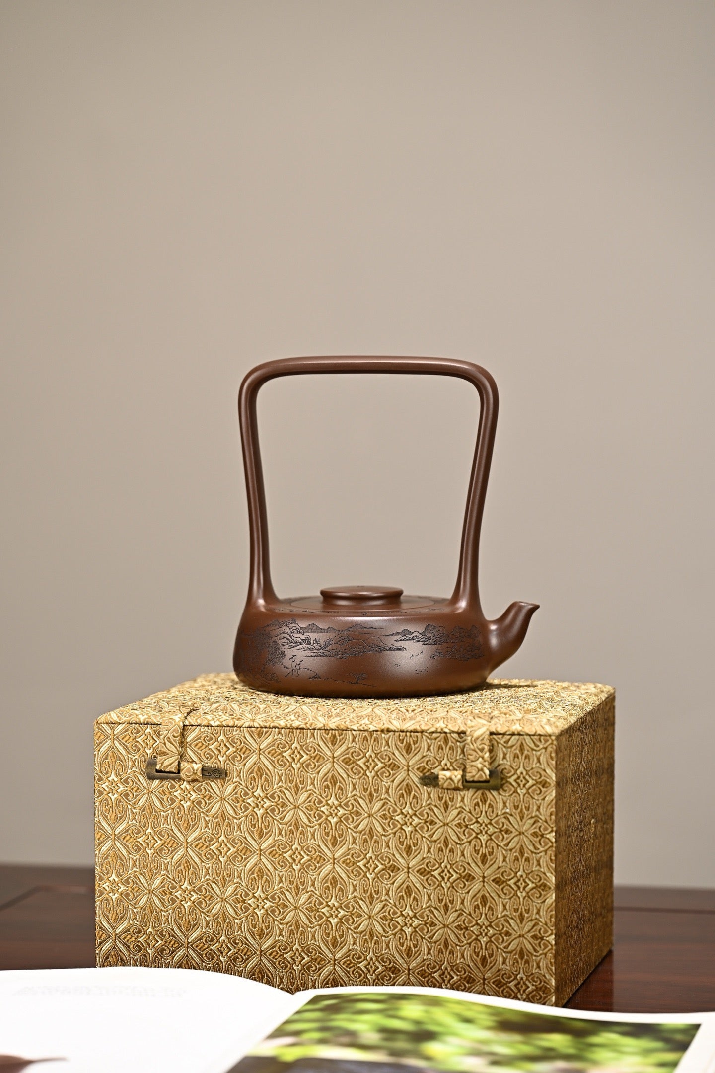 此乐提梁·全手工/正高工许学芳作品 /容量400cc/一厂紫泥