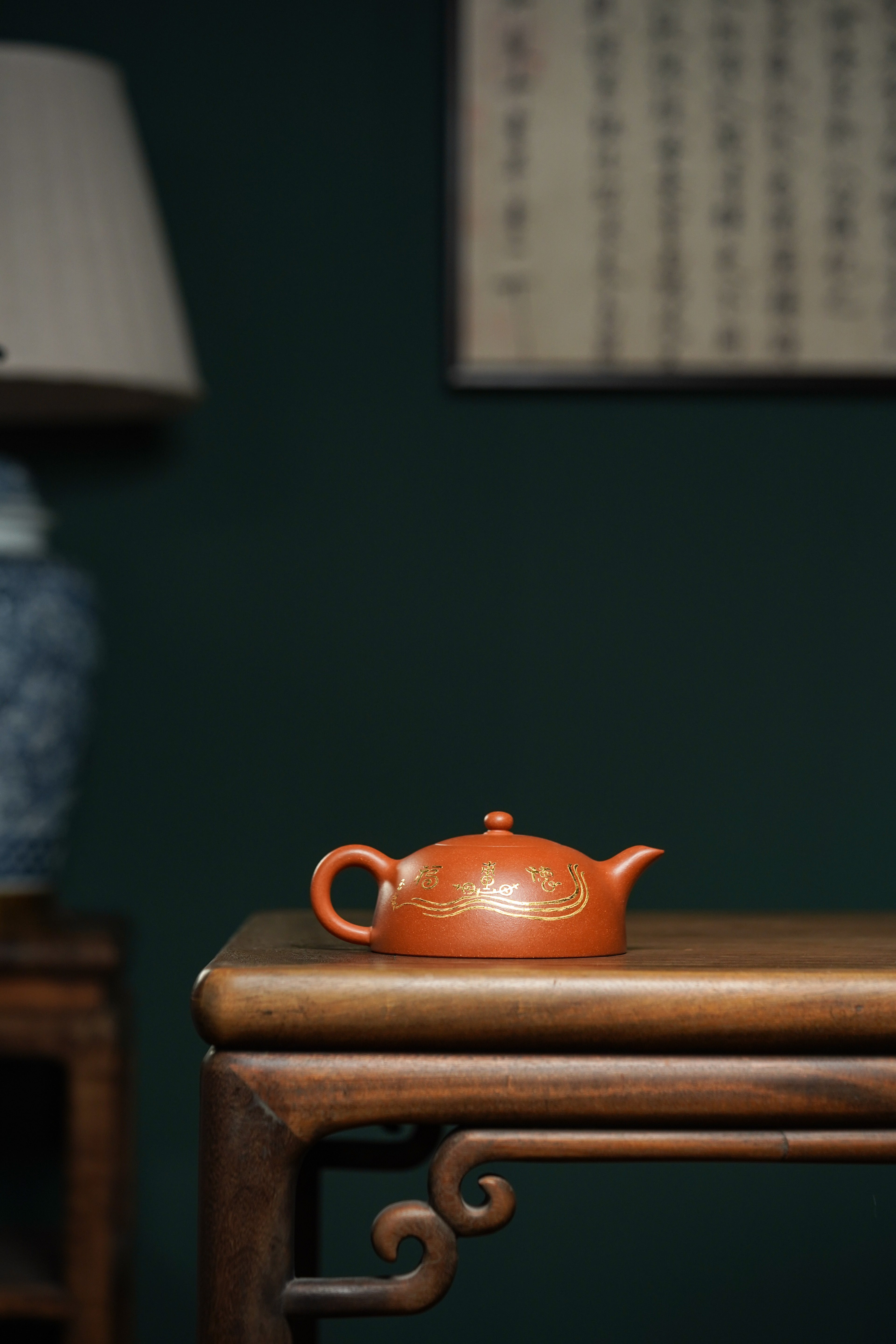 双宗师合璧·紫砂史巅峰 紫砂界天花板｜何光宏·邱玉林联袂创作孤品《半月壶》原矿优质降坡泥·300cc（真金描绘）