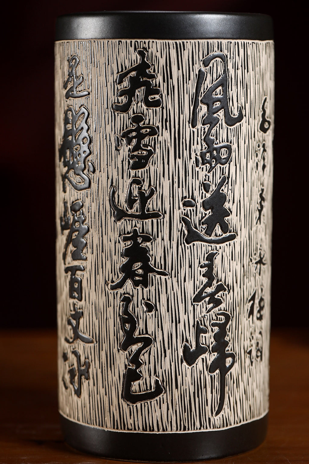 【泰斗之作 礼藏巅峰】一代宗师邱玉林｜彩陶艺术臻品《书法笔筒》直径：15.5cm，高：30.5cm（特色彩陶工艺）