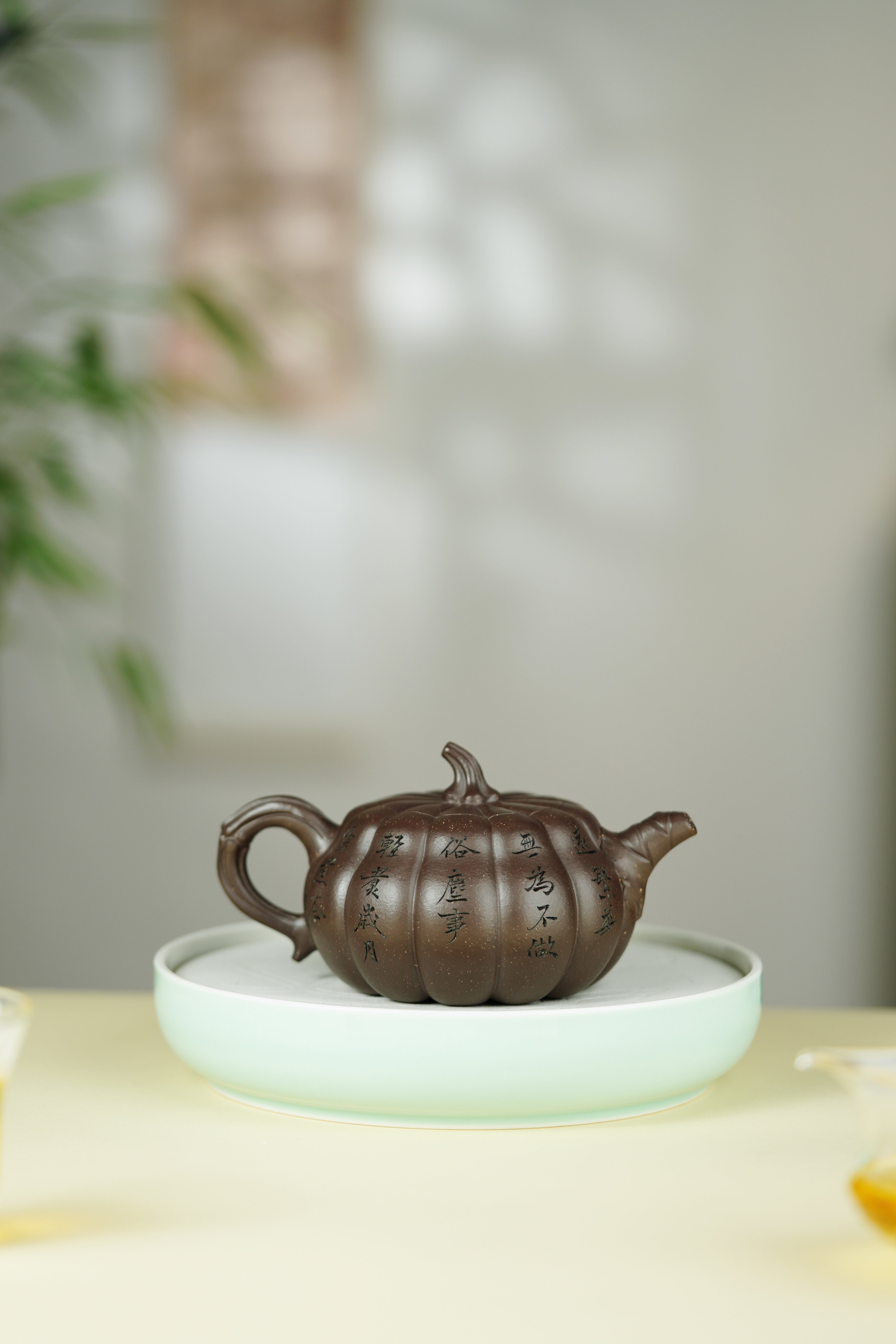 范大生嫡脉｜范秀芳制 范伟群装饰｜双省大师联诀紫砂臻品《扁南瓜壶》原矿优质紫泥·320cc