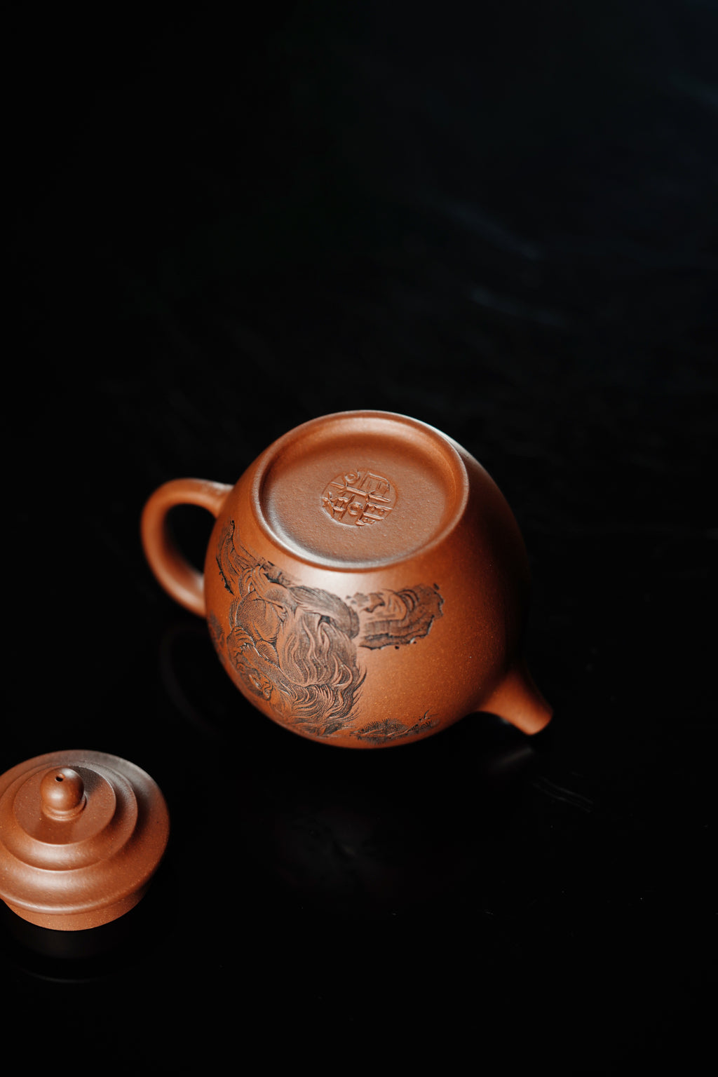 中华神刀·刻绘巅峰｜杨喜雨大师顶流臻品《橄榄壶》十二生肖 原矿优质底槽清·160cc