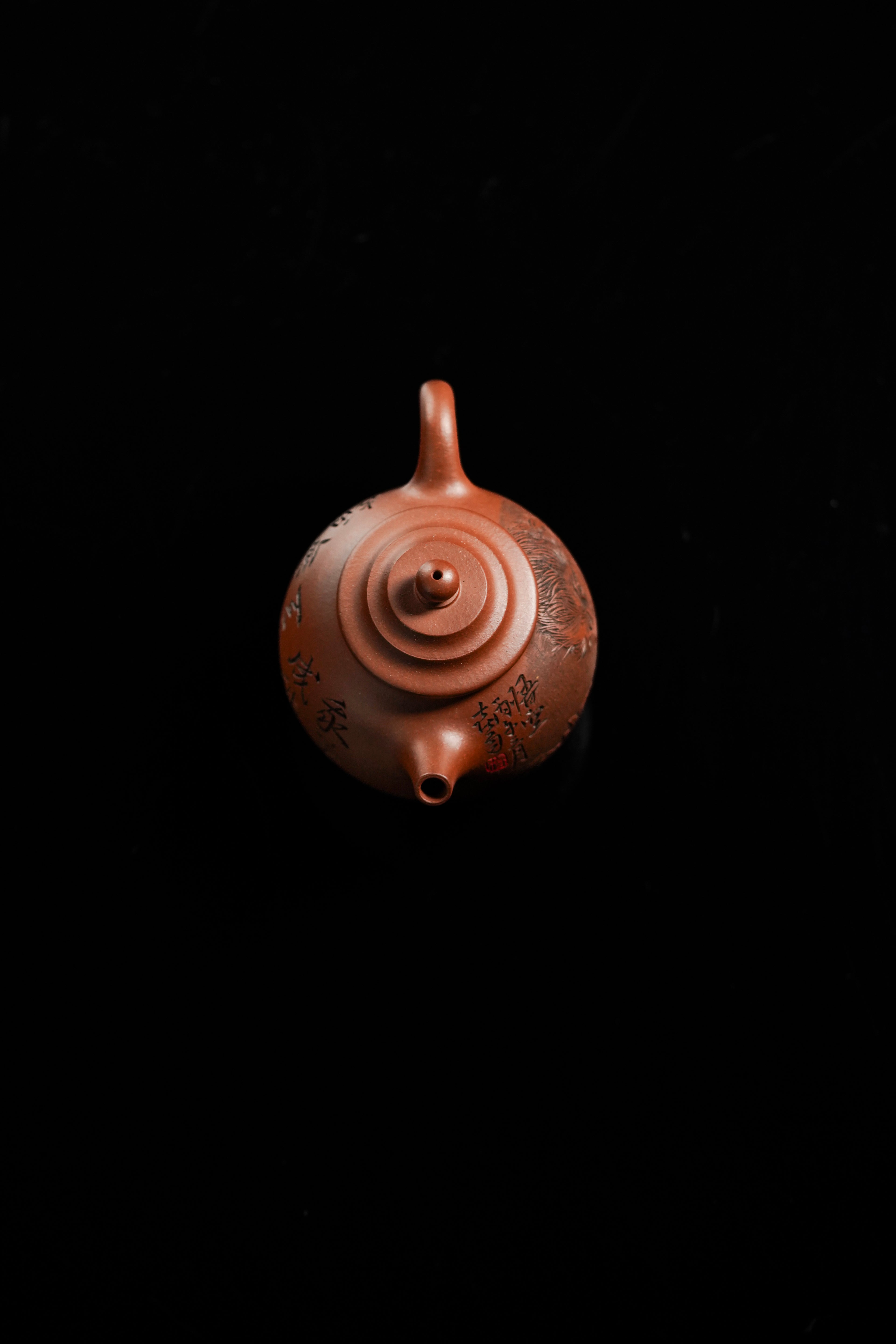 中华神刀·刻绘巅峰｜杨喜雨大师顶流臻品《橄榄壶》原矿优质底槽清·160cc