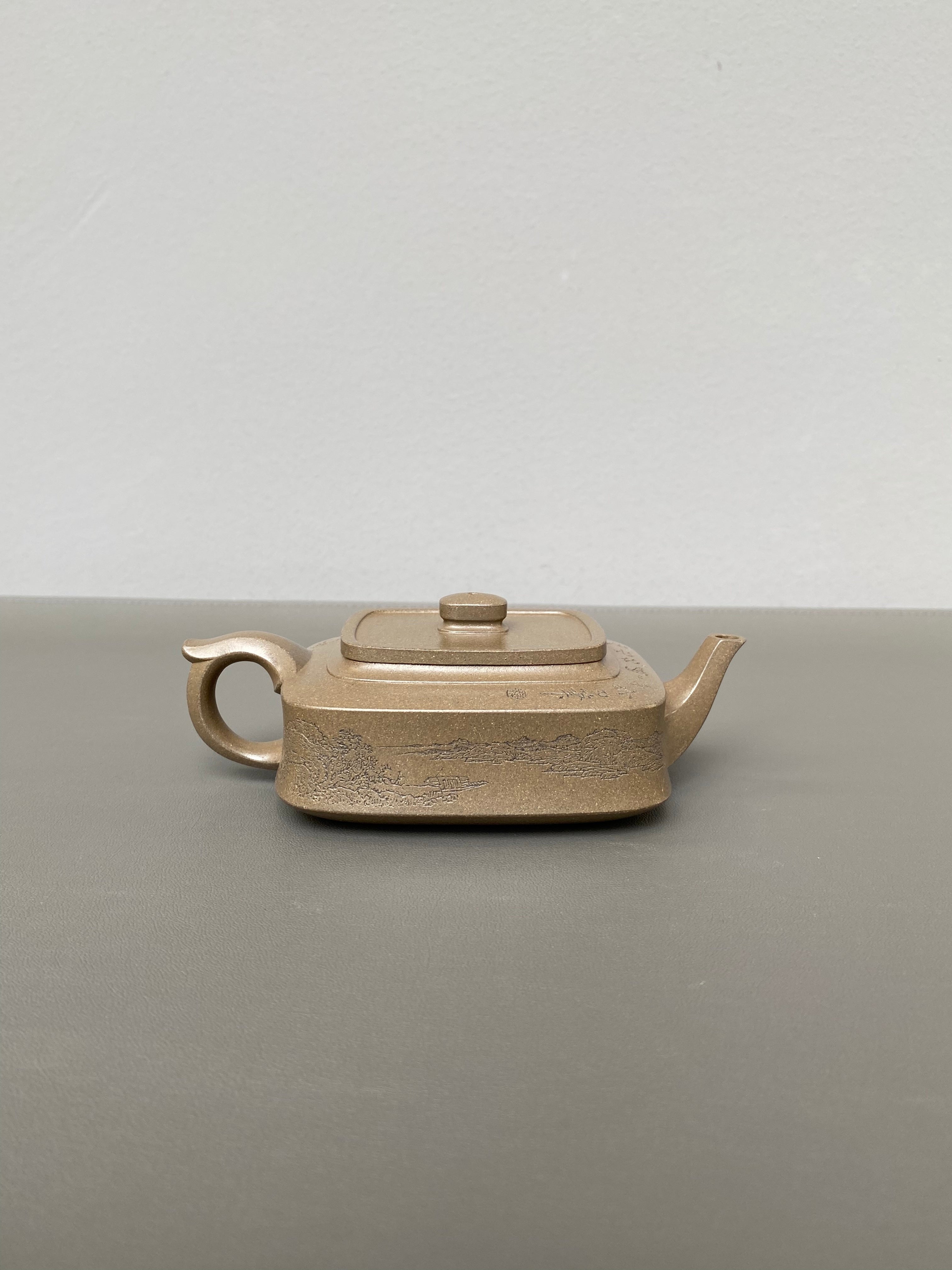 宏林山水·礼藏天下｜陈宏林大师传世巅峰臻品【四方观山壶】业界标杆·原矿优质松华青段泥·160cc