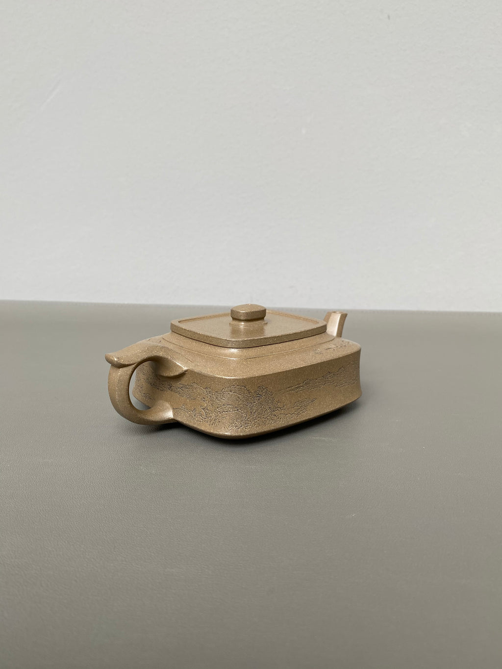 宏林山水·礼藏天下｜陈宏林大师传世巅峰臻品【四方观山壶】业界标杆·原矿优质松华青段泥·160cc