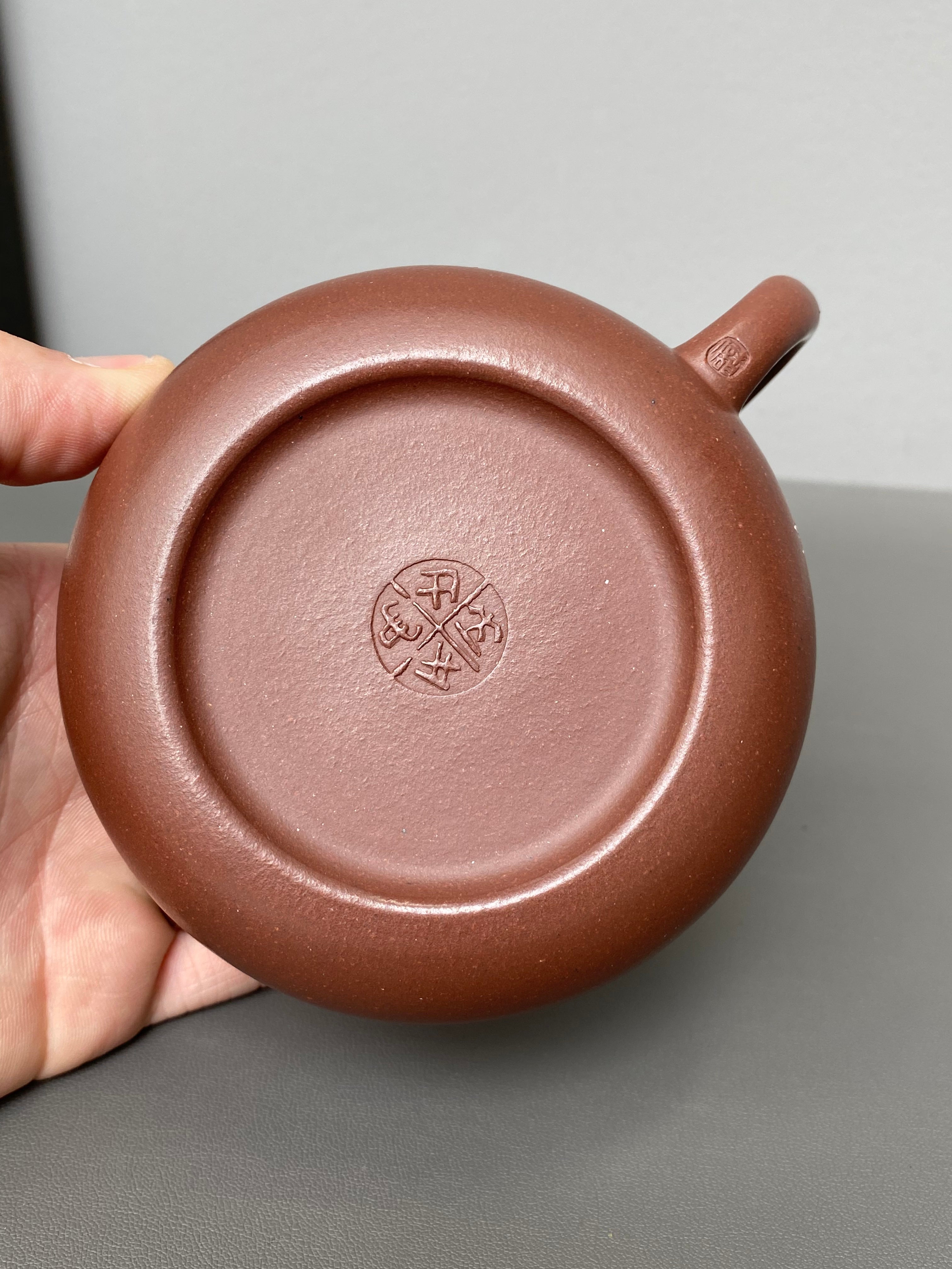 立之紫砂 礼藏至尊｜储立之大师传世典藏重器《半瓜壶》原矿优质 底槽清·260cc