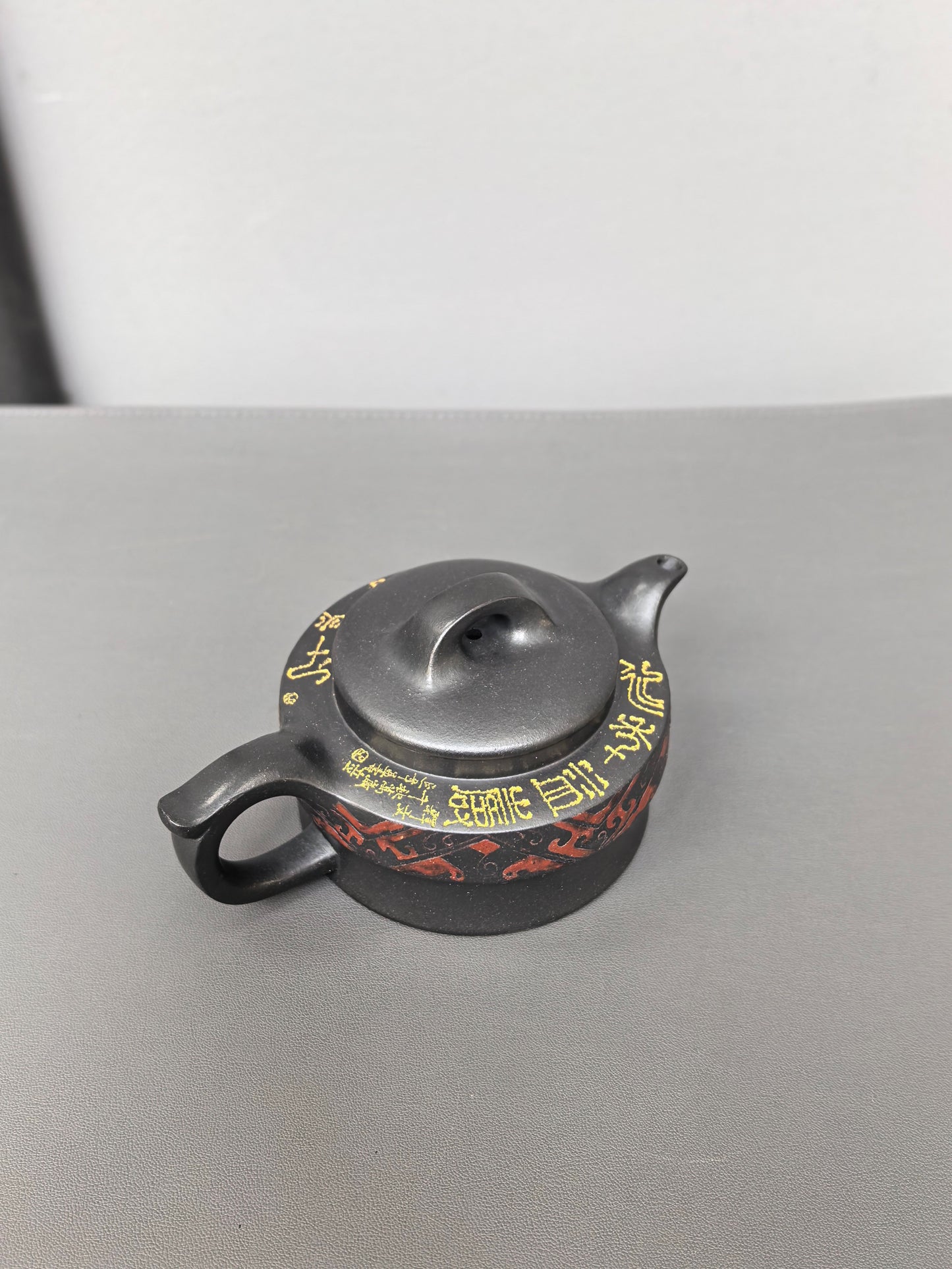 立之紫砂 礼藏至尊｜储立之大师传世典藏重器《八式秦韵壶》原矿优质 黑料·180cc