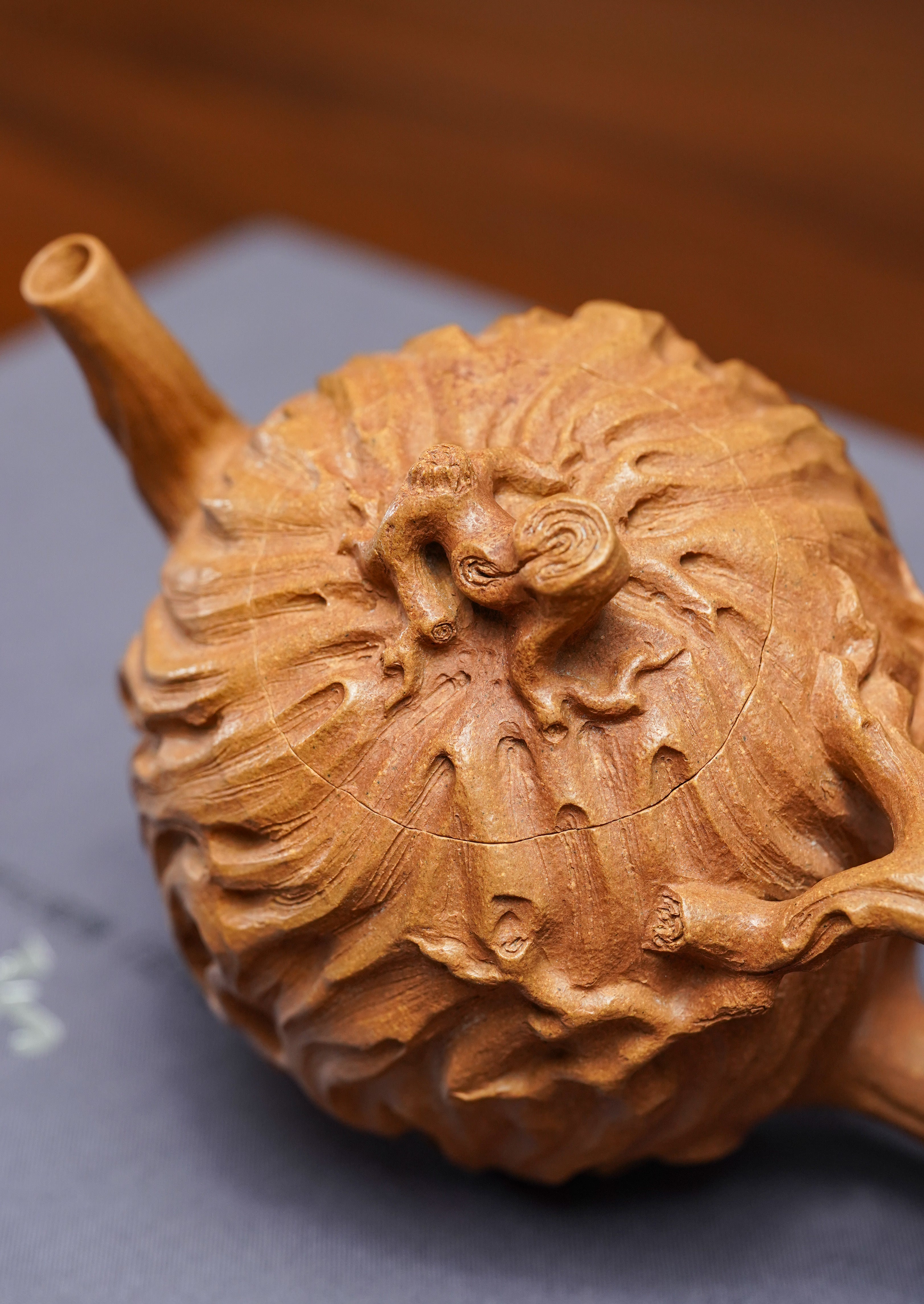 范泽锋高徒·邱爽紫砂潜力重器《流云供春壶》是您礼藏皆宜的高端艺术品 原矿优质黄金段·280cc
