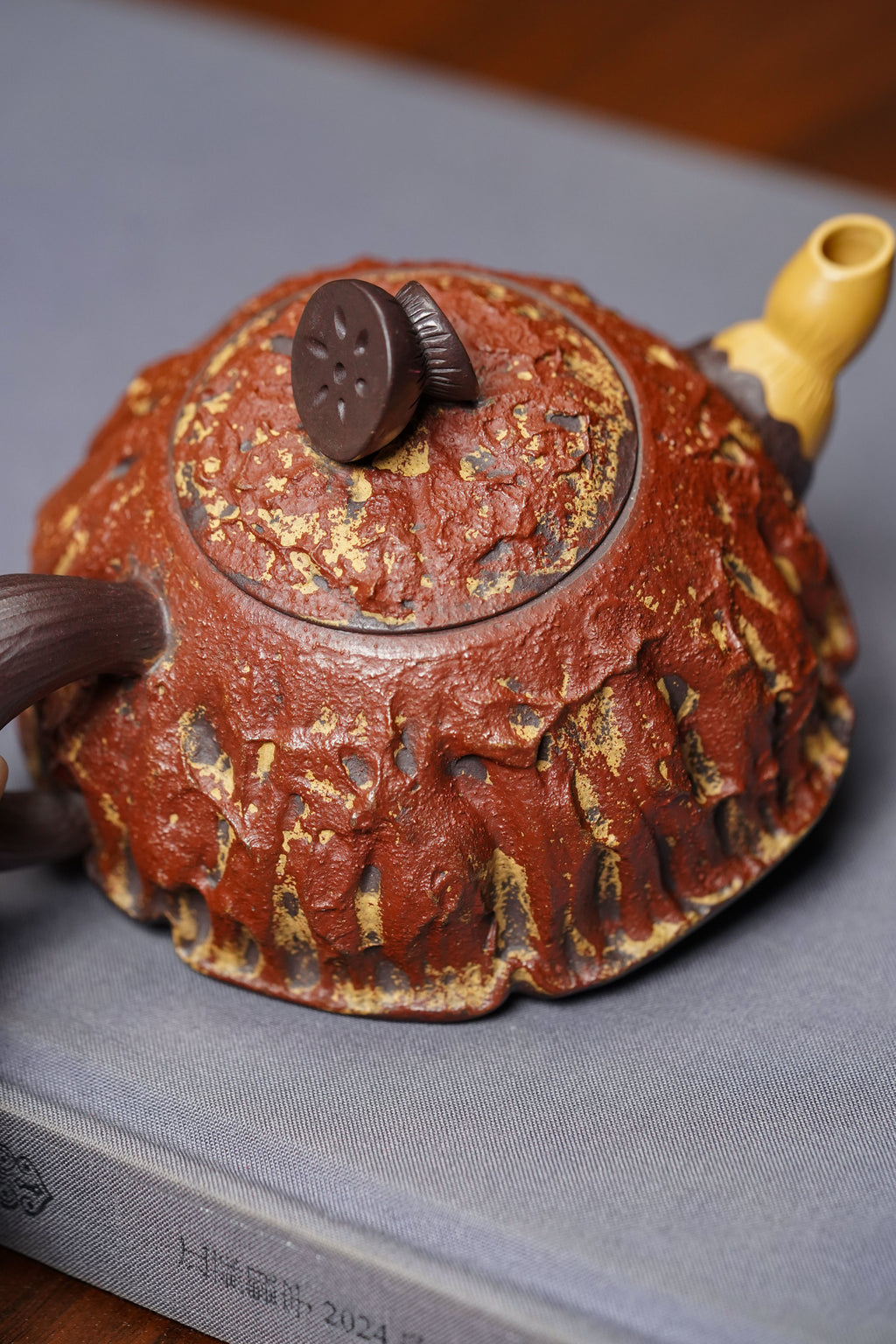 范泽锋高徒·邱爽紫砂潜力重器《莲藕壶》原矿优质老紫泥·160cc