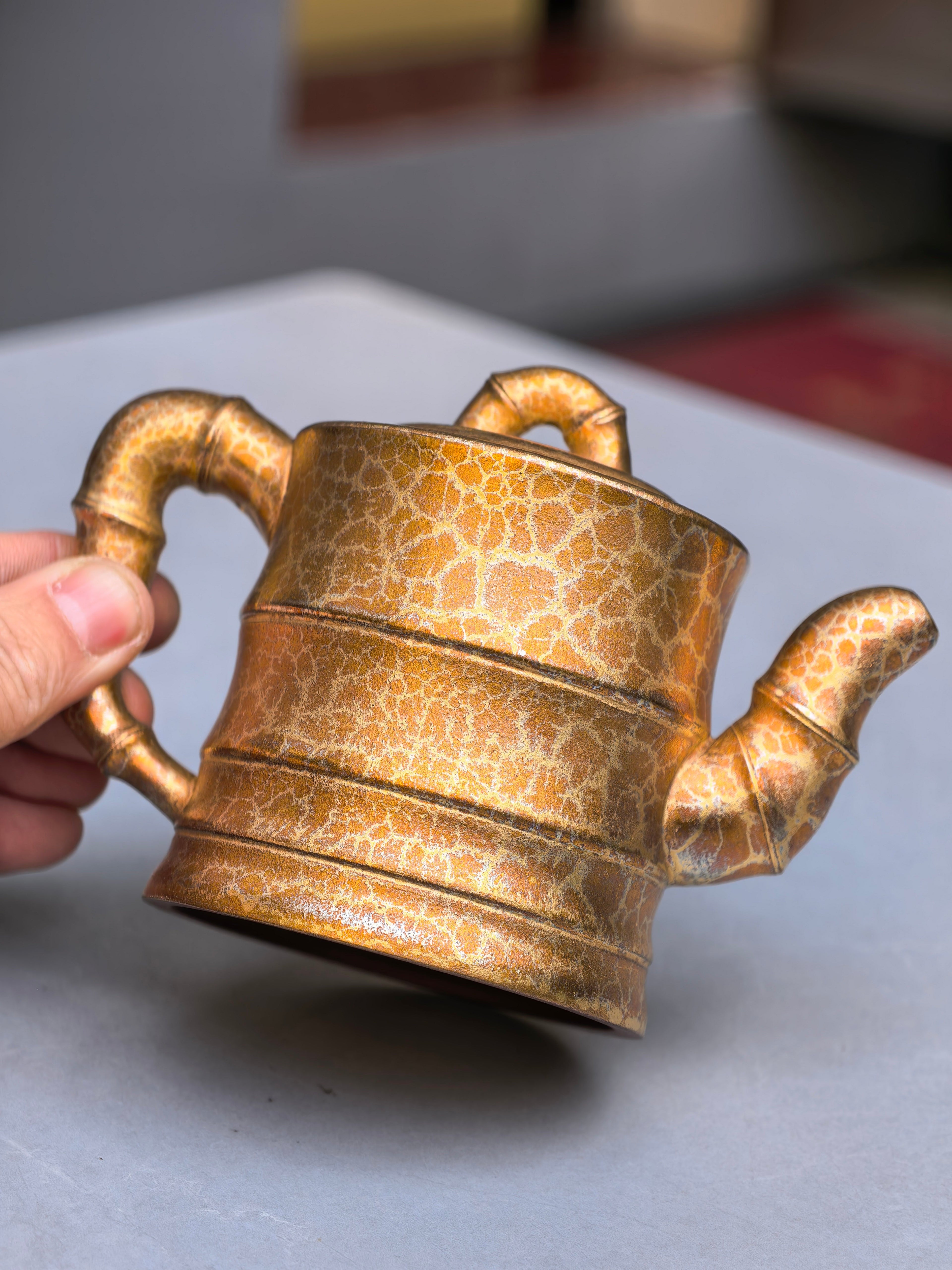 范泽锋高徒·邱爽紫砂潜力重器《节节高升壶》原矿优质底槽清·230cc（黄金贝壳烧）