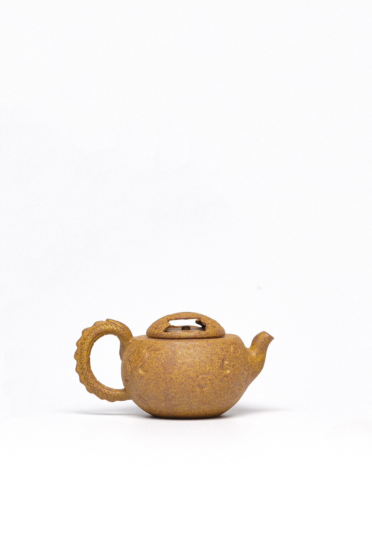 紫砂臻品·礼藏首选｜周建春大师扛鼎之作《云龙供春壶》原矿优质黄金砂·200cc