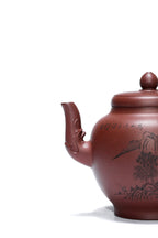 精工刻绘《龙头宫灯》工艺师精品佳作！ 原矿优质老紫泥·320cc 工艺美术师·王小妹 江苏省乡村技艺师·立禾刻