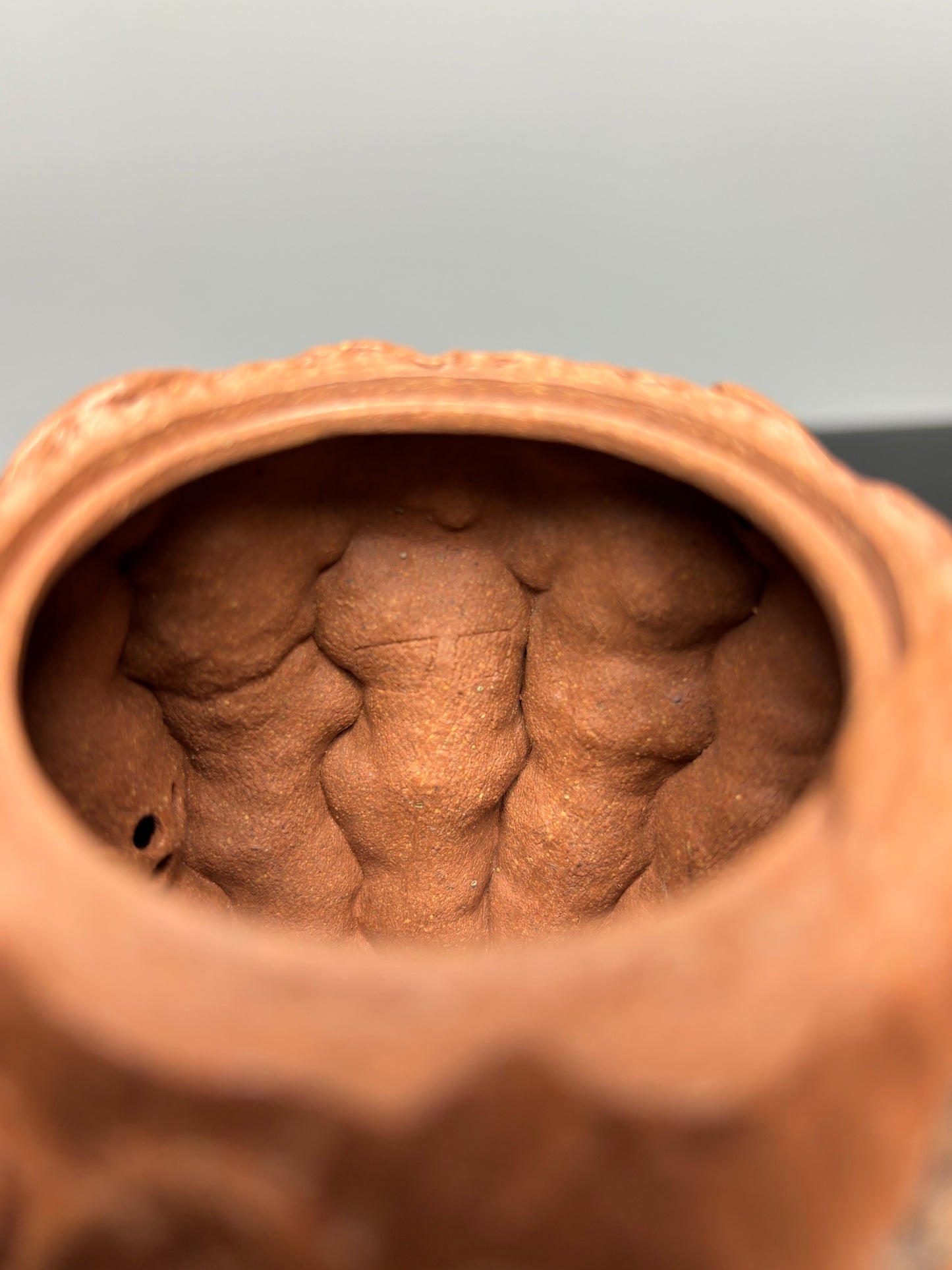 藏品首发·稀世罕见·紫砂臻品｜沈更轶制×彭金格绘 世间唯一巅峰孤品《连年有余》原矿优质老段泥·220cc