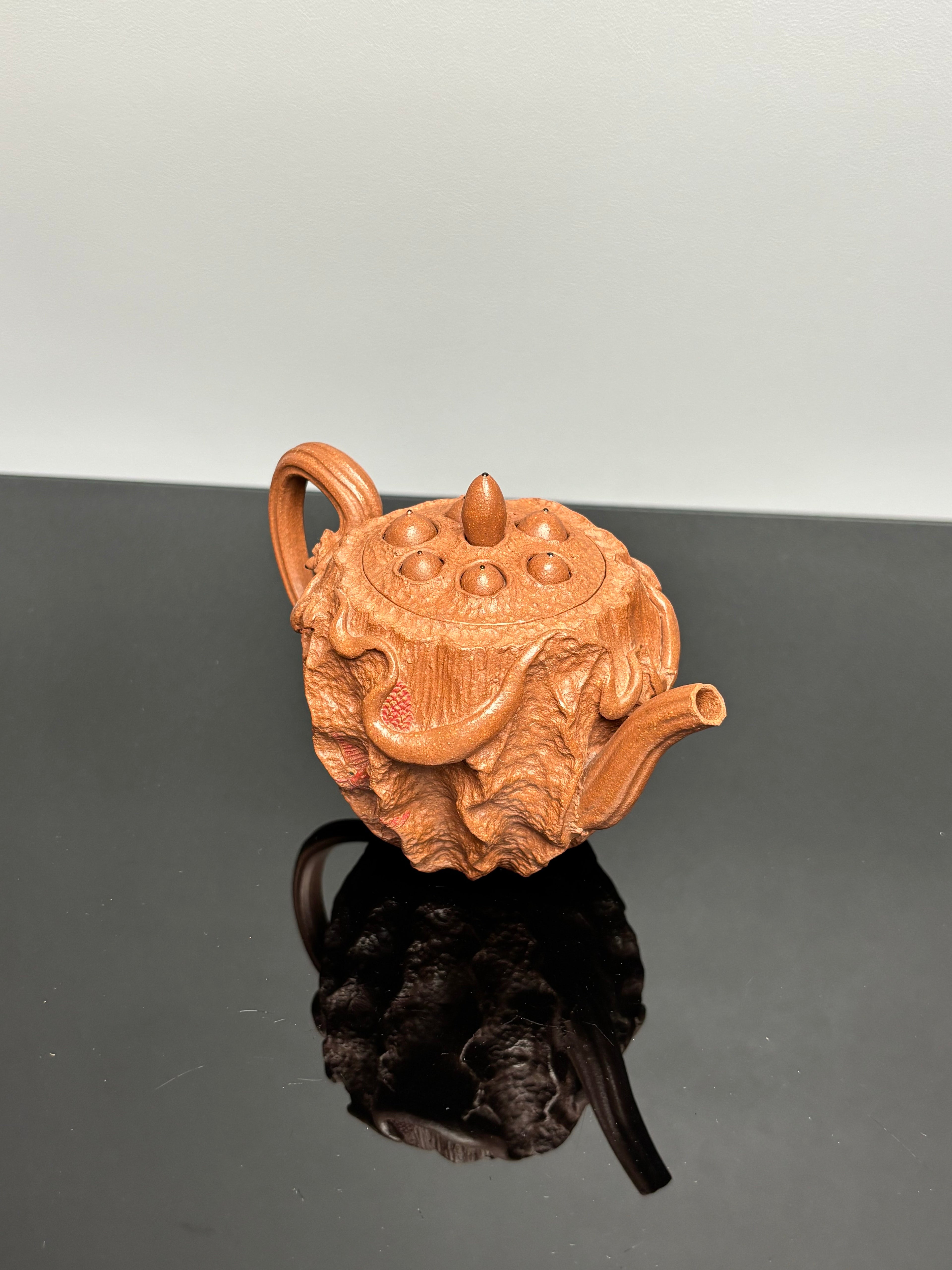 藏品首发·稀世罕见·紫砂臻品｜沈更轶制×彭金格绘 世间唯一巅峰孤品《连年有余》原矿优质老段泥·220cc