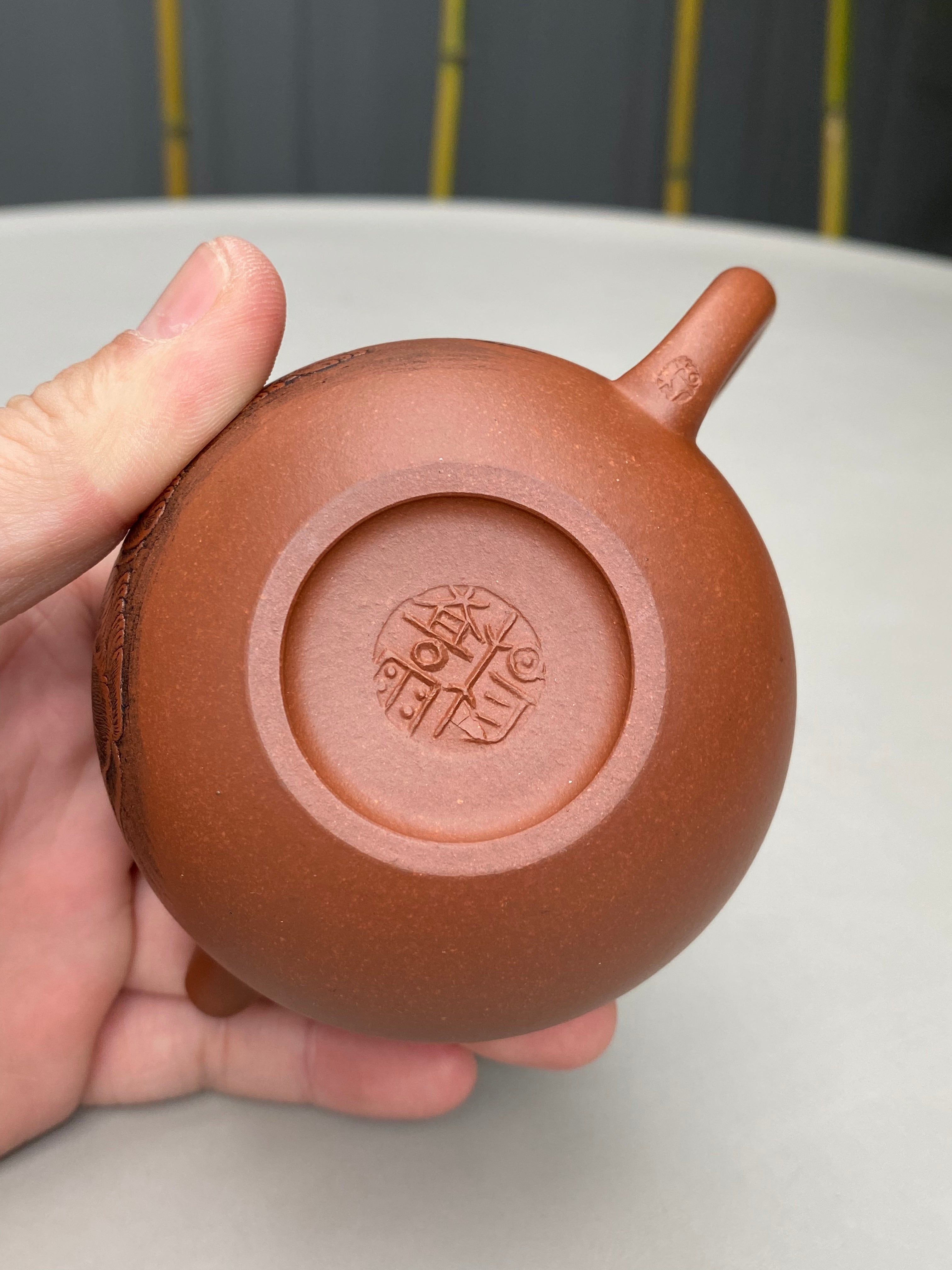 中华神刀·刻绘巅峰｜杨喜雨大师顶流臻品《掇球壶》十二生肖兔 原矿优质底槽清·180cc
