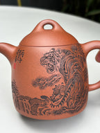 中华神刀·刻绘巅峰｜杨喜雨大师顶流臻品《秦权壶》原矿优质底槽清·260cc