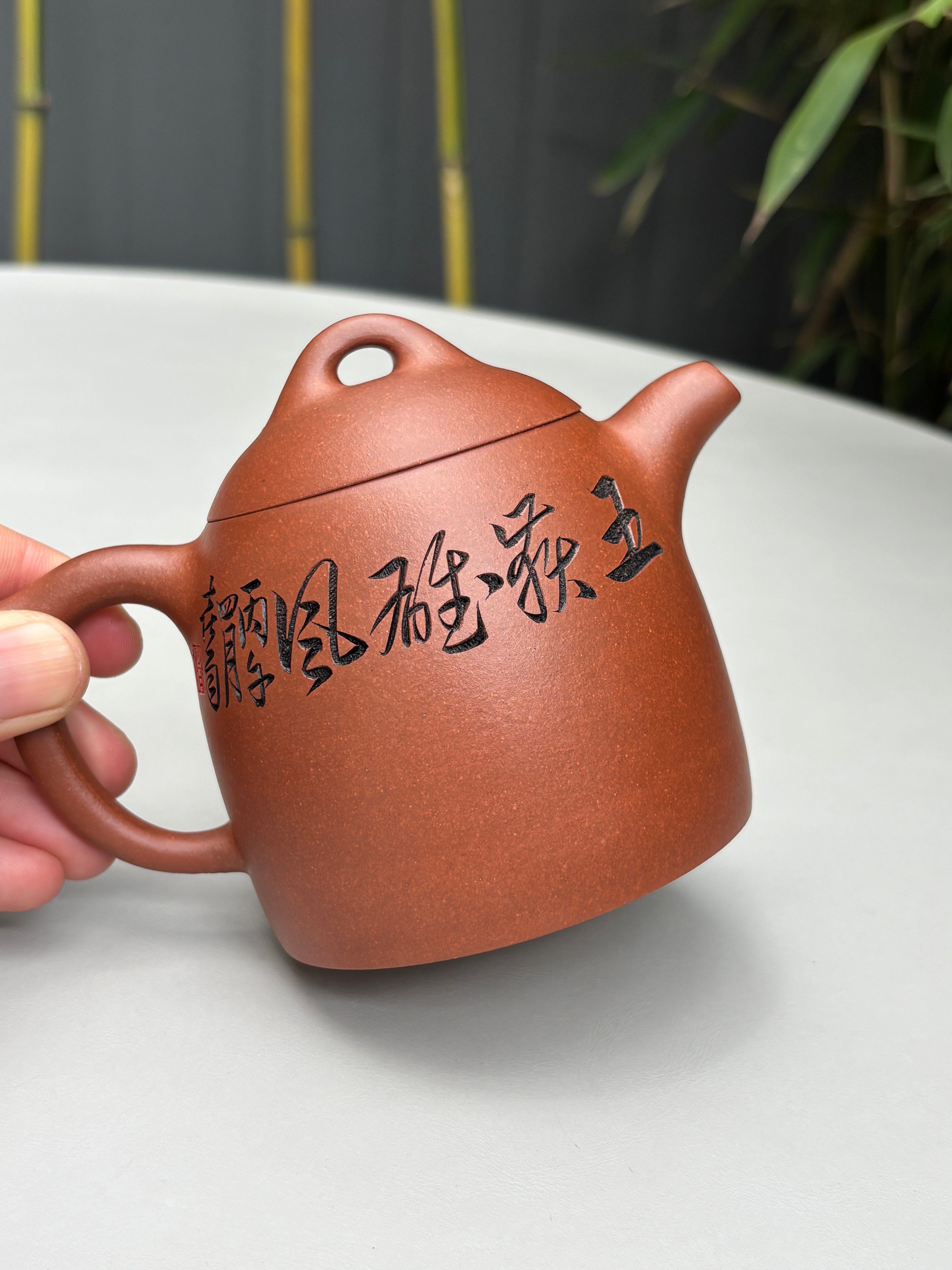 中华神刀·刻绘巅峰｜杨喜雨大师顶流臻品《秦权壶》原矿优质底槽清·260cc