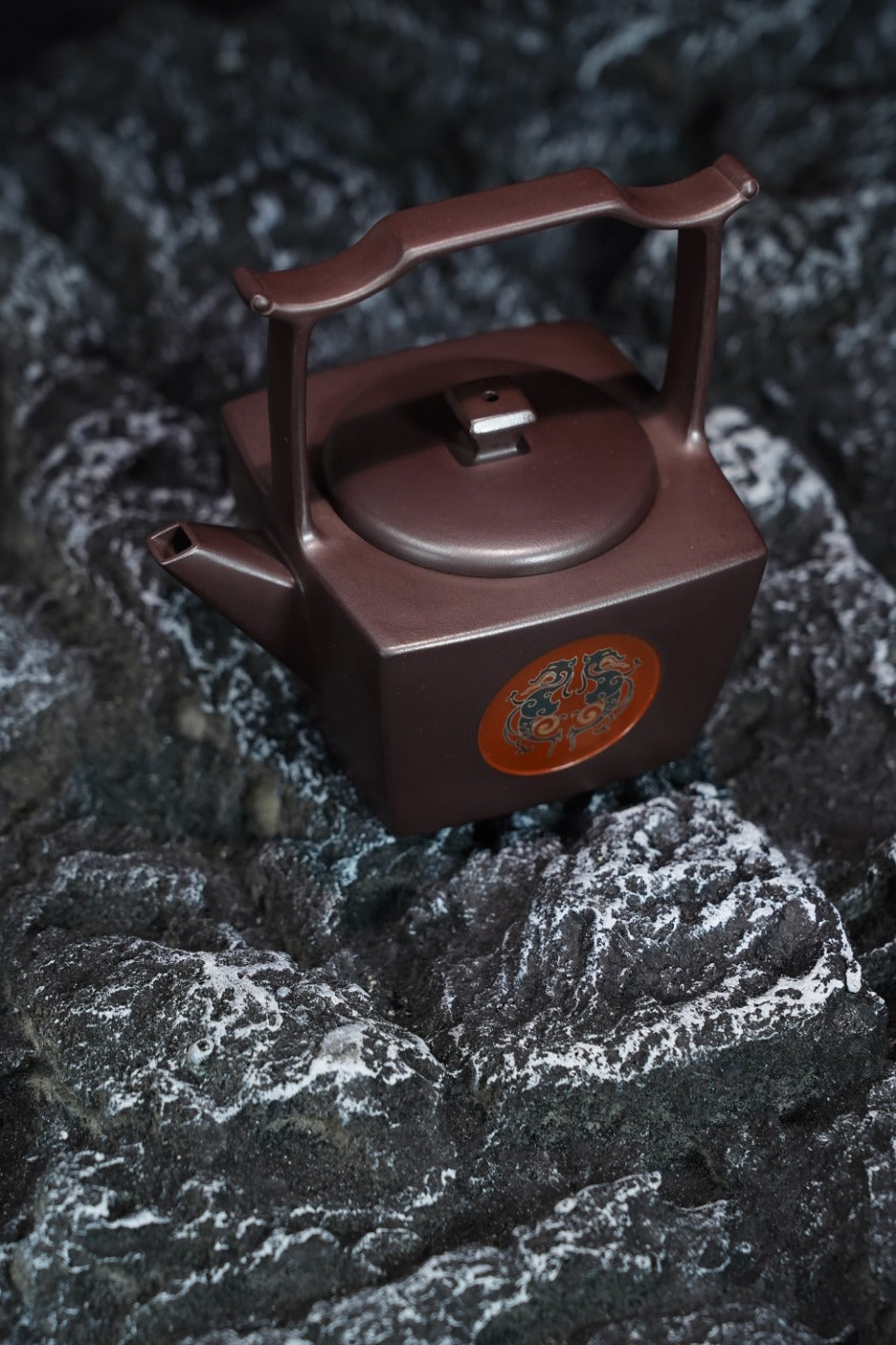 耿浩方器 礼藏双绝｜紫砂界80后方器巨匠巅峰臻品《幕明清家具·案几壶》藏值无量 原矿优质老紫泥·300cc