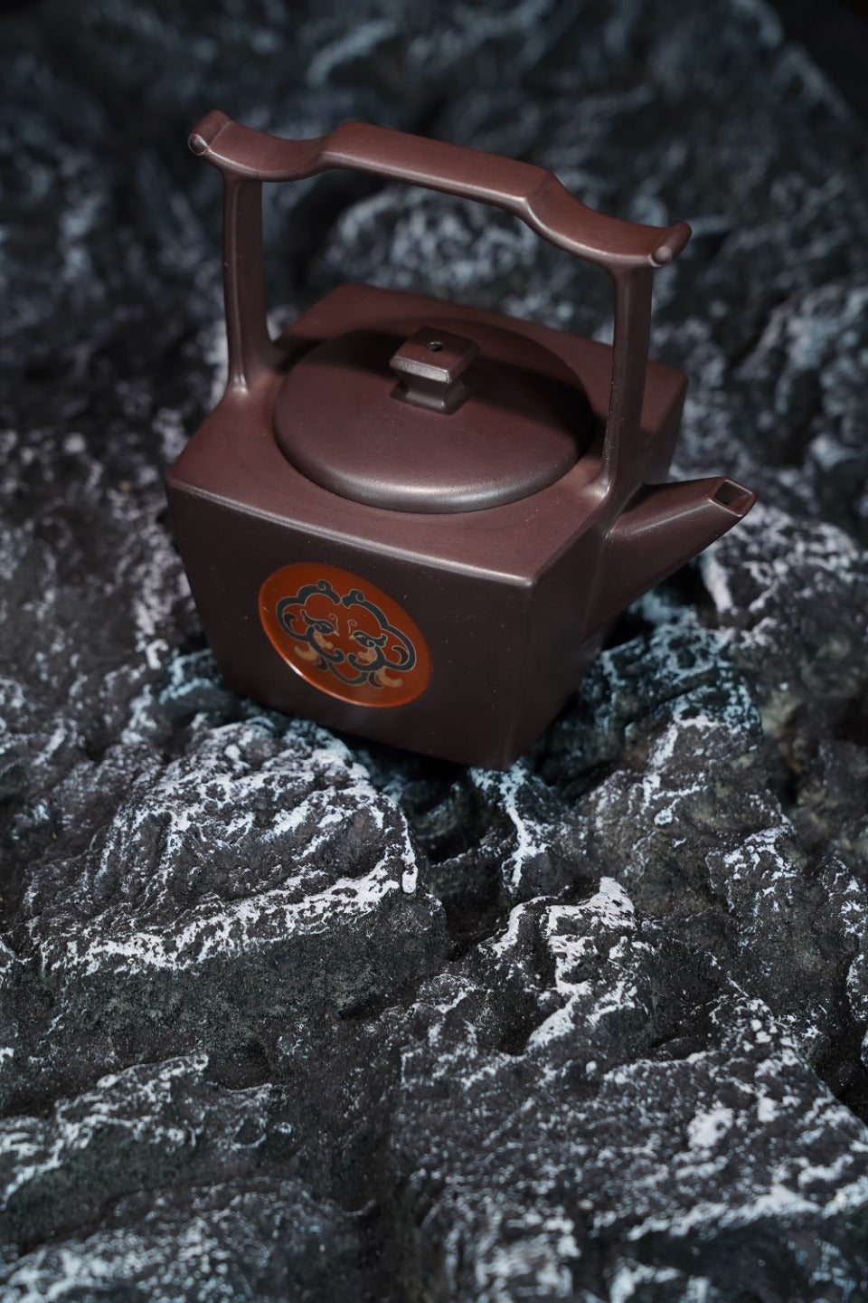 耿浩方器 礼藏双绝｜紫砂界80后方器巨匠巅峰臻品《幕明清家具·案几壶》藏值无量 原矿优质老紫泥·300cc