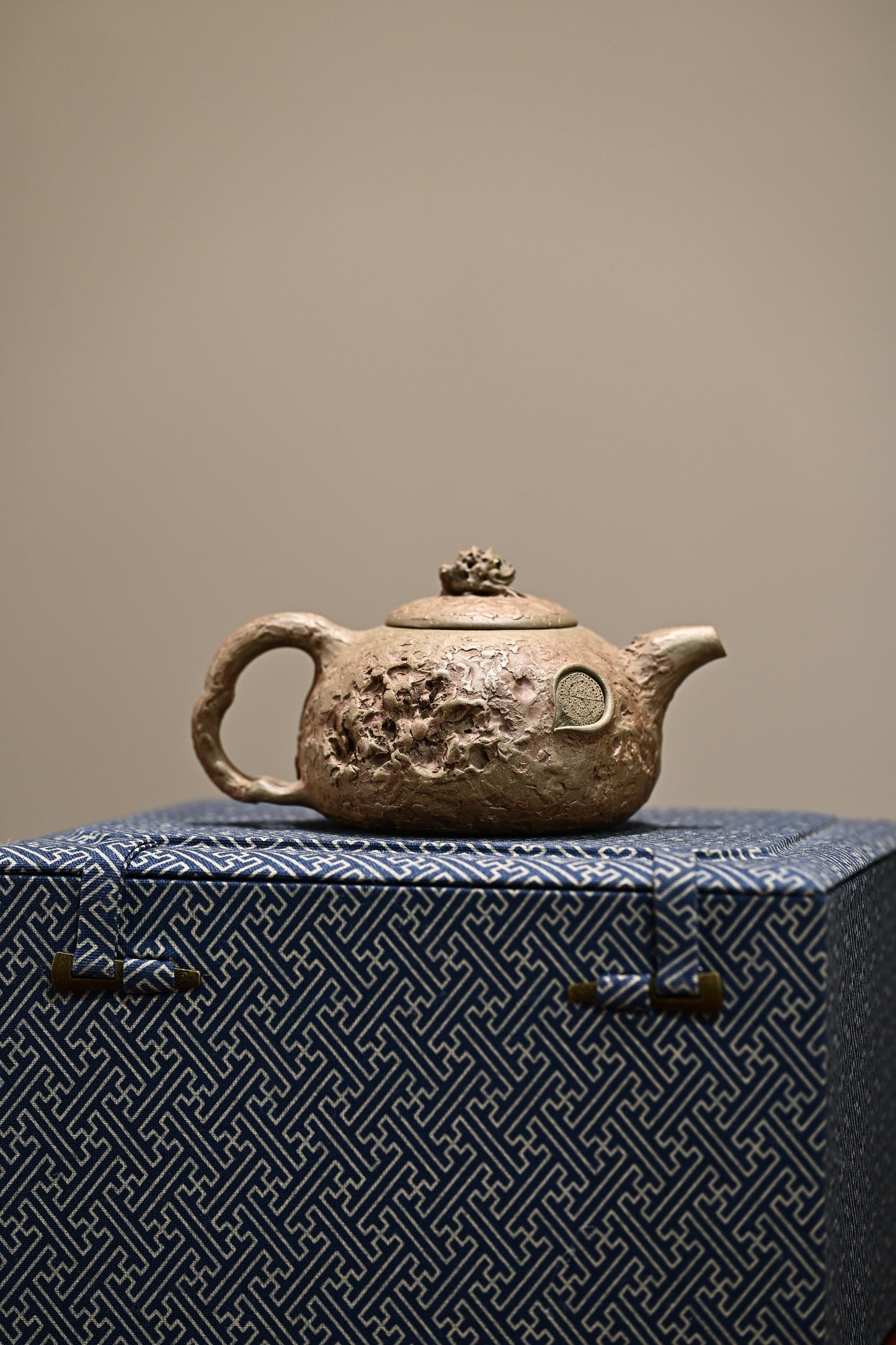 福蟾供春·全手工 /大拍陶手陈真作品 /容量230cc/极品青段