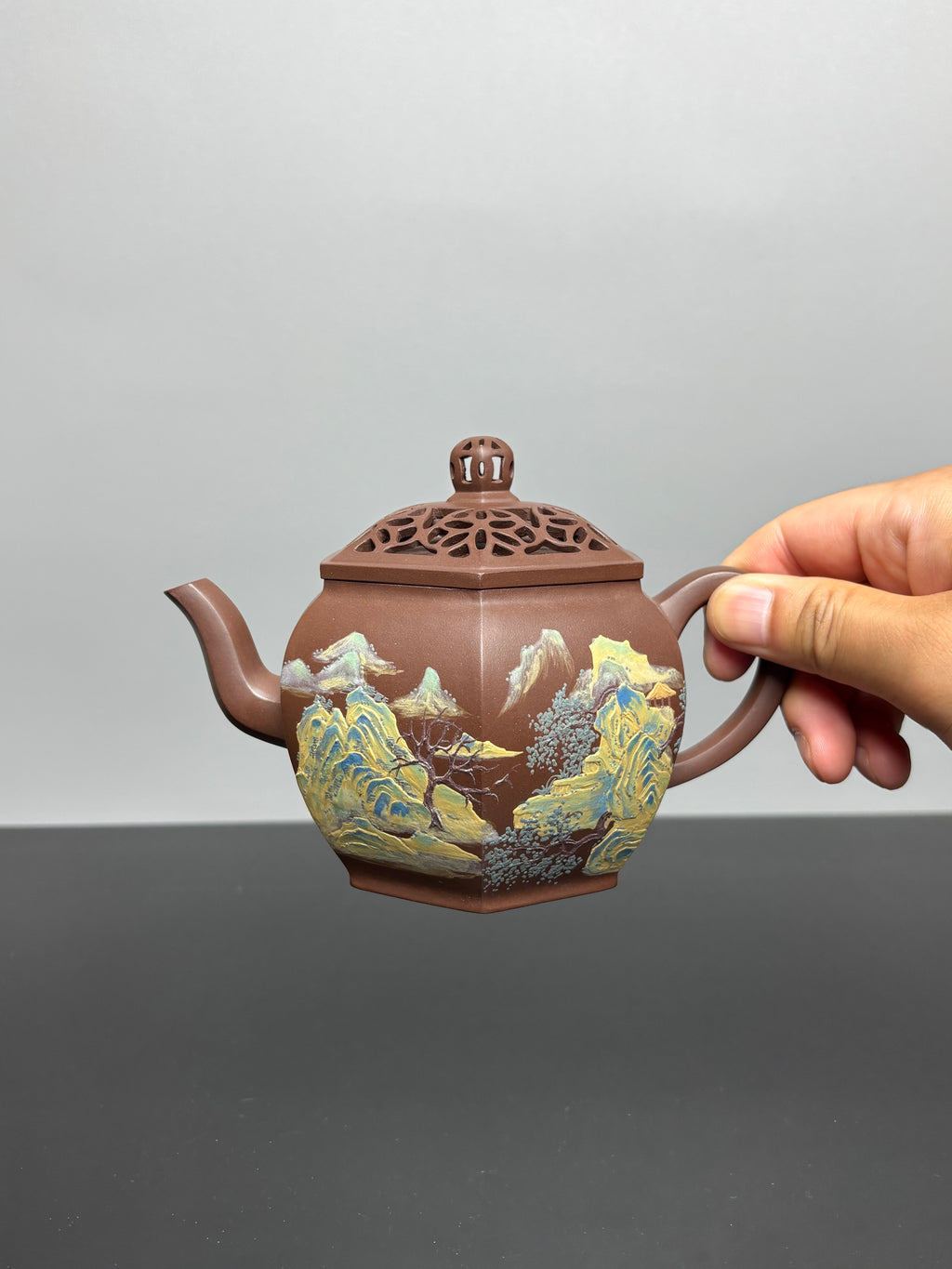 【功勋泰斗 礼藏至尊】程辉大师🇨🇳紫砂界功勋级领军人物·典藏臻品《六方宫灯》千里江山 原矿优质老紫泥·360cc