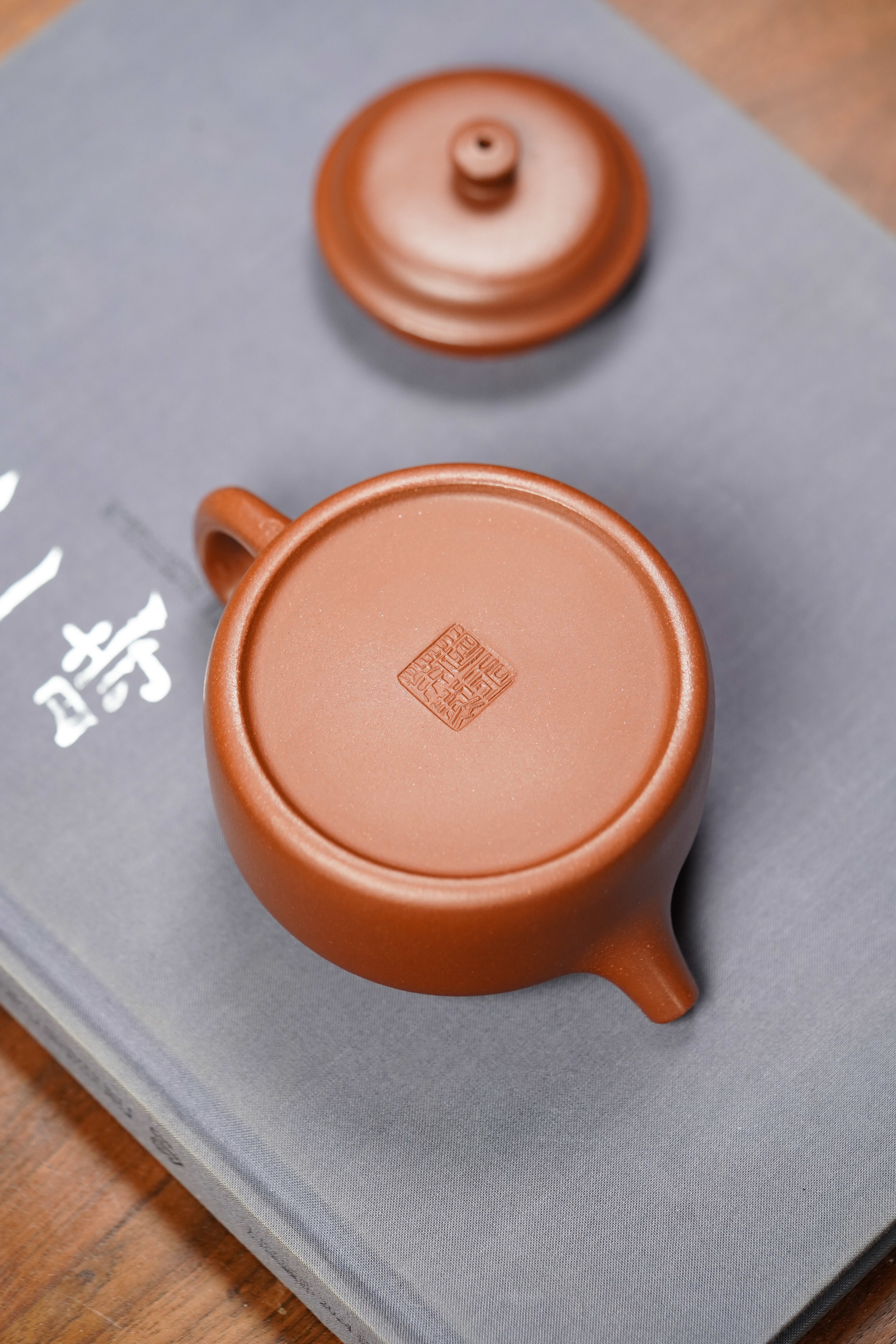 宜兴高端紫砂·送礼臻品《德钟套组》一壶六杯六六大顺，金丝楠纹礼盒 原矿优质底槽清 220cc 杯子50cc