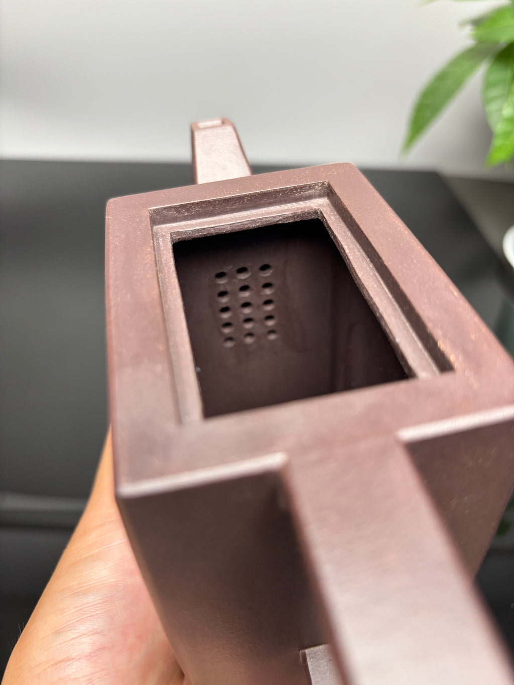 范泽锋高徒·邱爽紫砂潜力重器《砖方壶》是您礼藏皆宜的高端艺术品原矿优质老紫泥·420cc（入册款） - ZishaTeapotChina