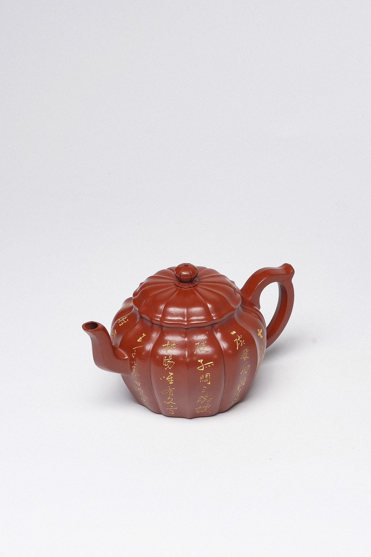 紫砂臻品·礼藏首选｜周建春大师扛鼎之作·大拍同系列《筋纹莲子壶》原矿优质朱泥·230cc ——正高级工艺美术师·周建春·制