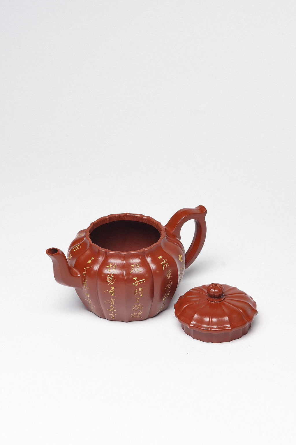 紫砂臻品·礼藏首选｜周建春大师扛鼎之作·大拍同系列《筋纹莲子壶》原矿优质朱泥·230cc ——正高级工艺美术师·周建春·制