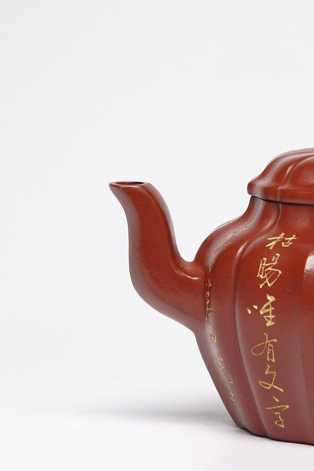 紫砂臻品·礼藏首选｜周建春大师扛鼎之作·大拍同系列《筋纹莲子壶》原矿优质朱泥·230cc ——正高级工艺美术师·周建春·制