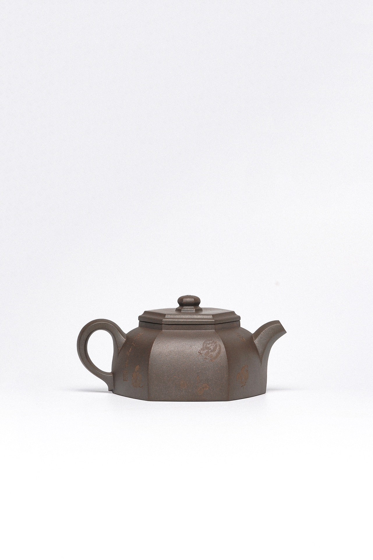 紫砂臻品·礼藏首选｜周建春大师扛鼎之作《六方汉风壶》原矿优质金龙血砂·350cc ——正高级工艺美术师·周建春·制