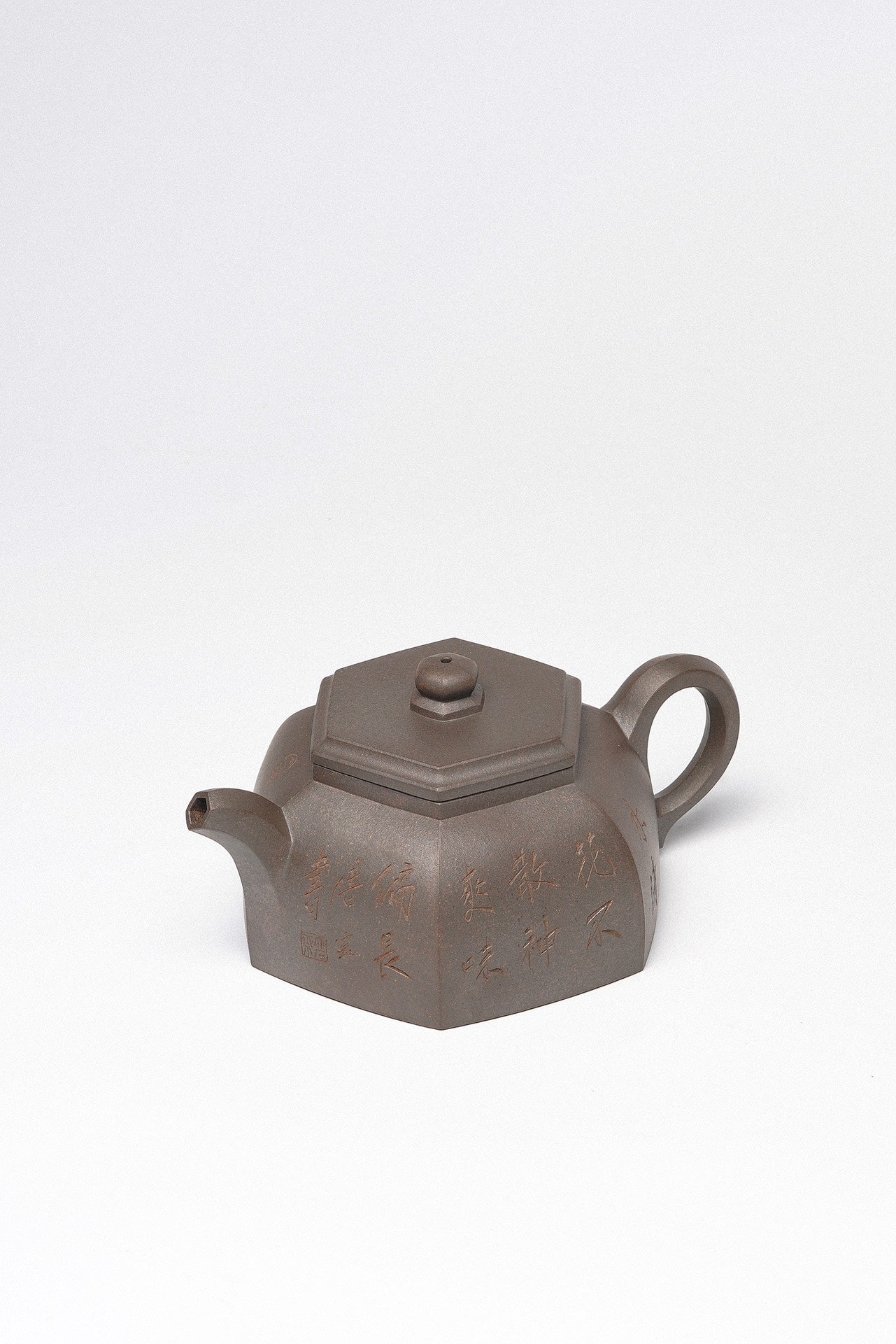 紫砂臻品·礼藏首选｜周建春大师扛鼎之作《六方汉风壶》原矿优质金龙血砂·350cc ——正高级工艺美术师·周建春·制