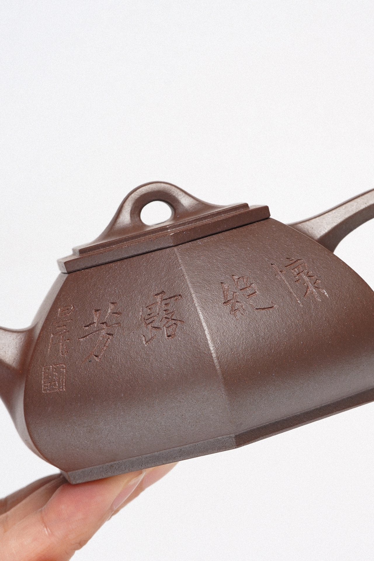 紫砂臻品·礼藏首选｜周建春大师扛鼎之作·大拍同系列《六方石瓢壶》原矿优质金龙血砂·180cc ——正高级工艺美术师·周建春·制