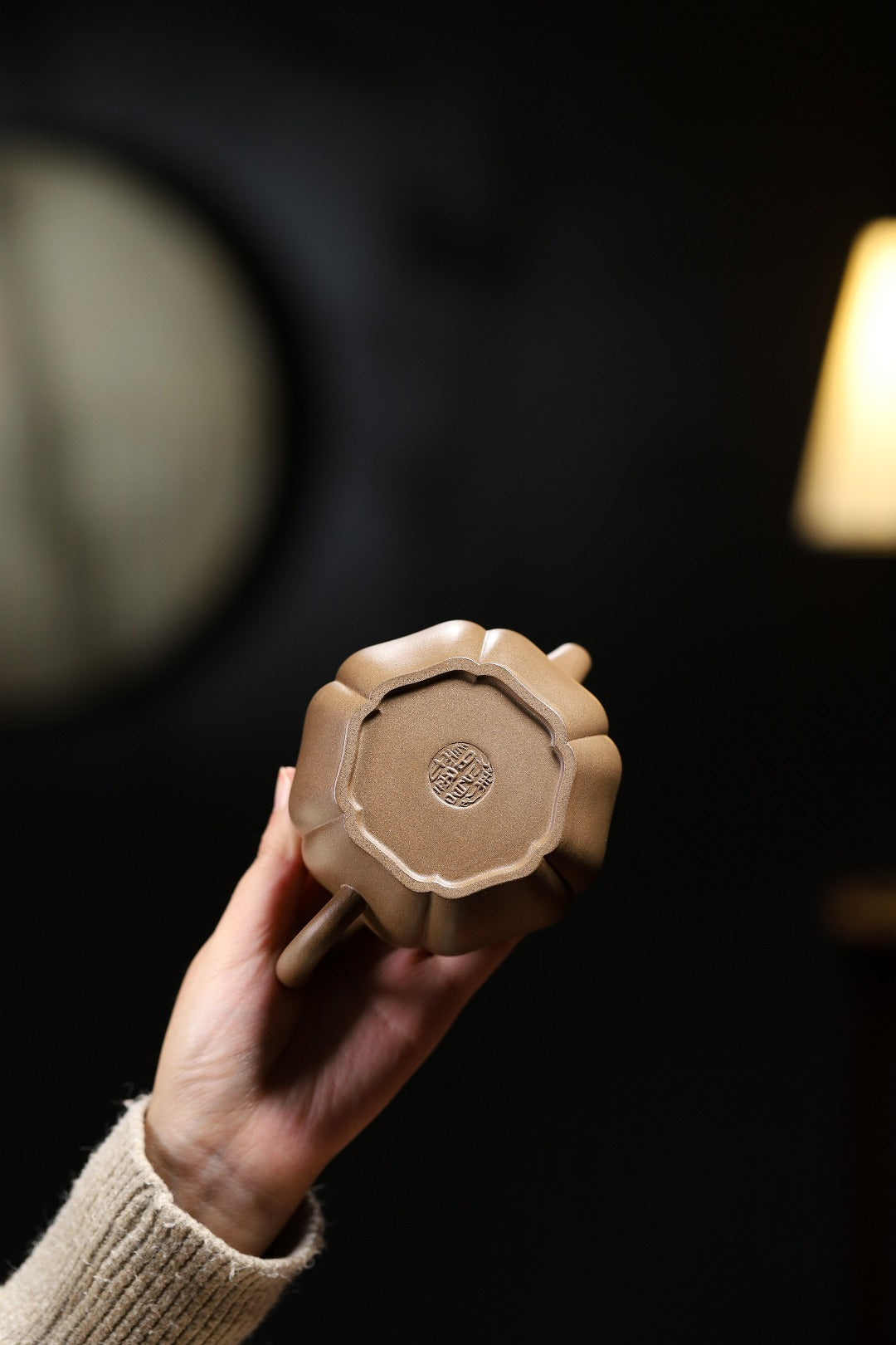 紫砂藏品｜高级工艺美术师·许时娟制【筋纹瑞兽壶】礼藏皆宜·匠心之作 原矿优质青段·280cc