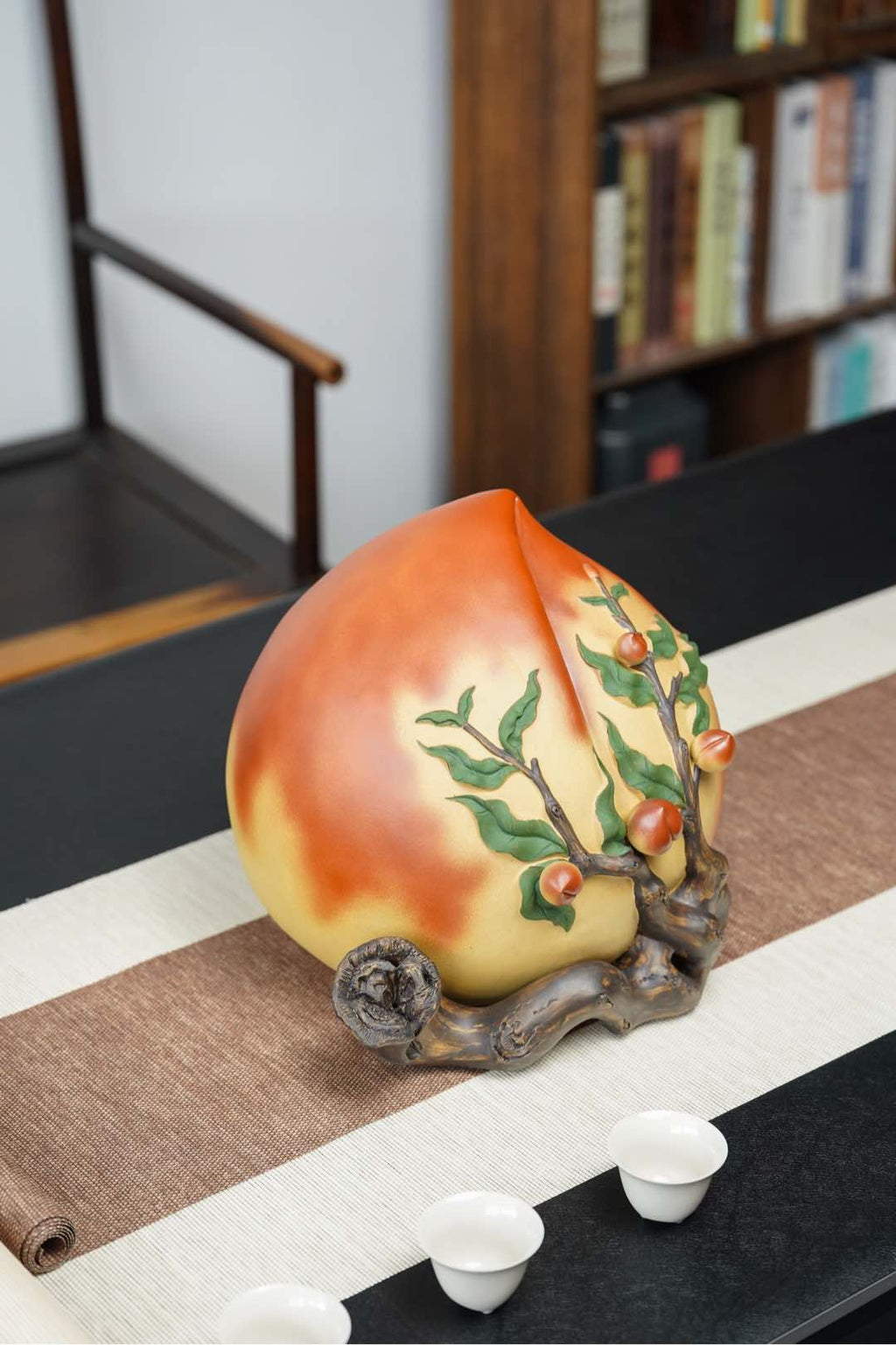 【紫砂重器·寿礼巅峰】紫砂雕塑名家张辉｜全手工《大寿桃》收藏级重器 原矿黄金段泥·超大品26×28cm