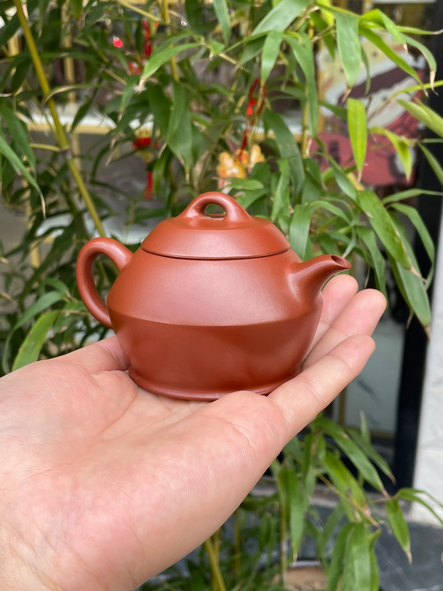 宜兴原矿紫砂·好工好料推荐《汉瓦壶》实拍 ——优质大红袍·150cc ——实力派陶艺家·杜鹃