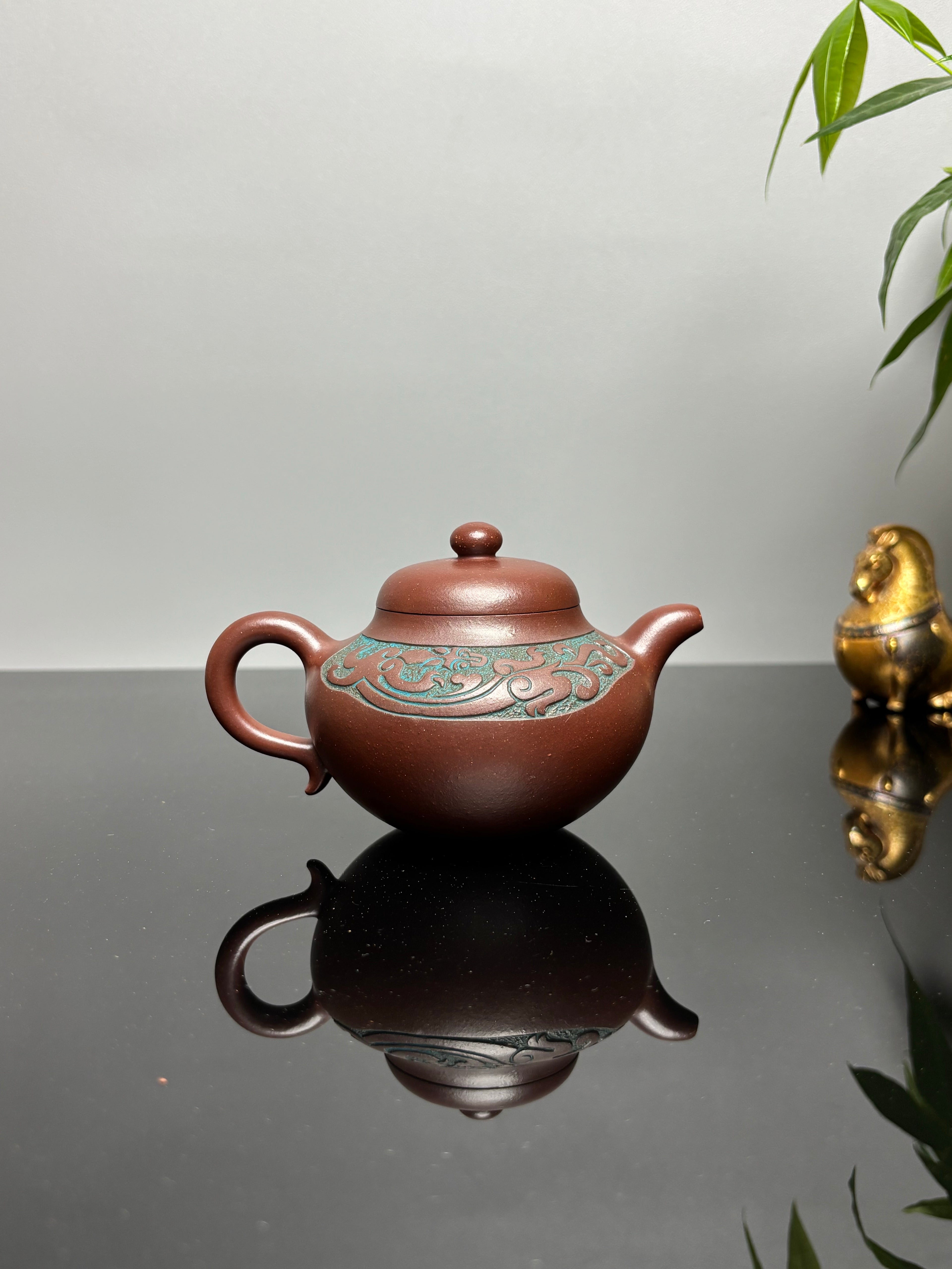 重磅新品，中国紫砂界荣誉之巅｜国大师邱玉林亲制｜顶奢稀有传世臻品《螭龙福圆壶》原矿优质底槽清·260cc
