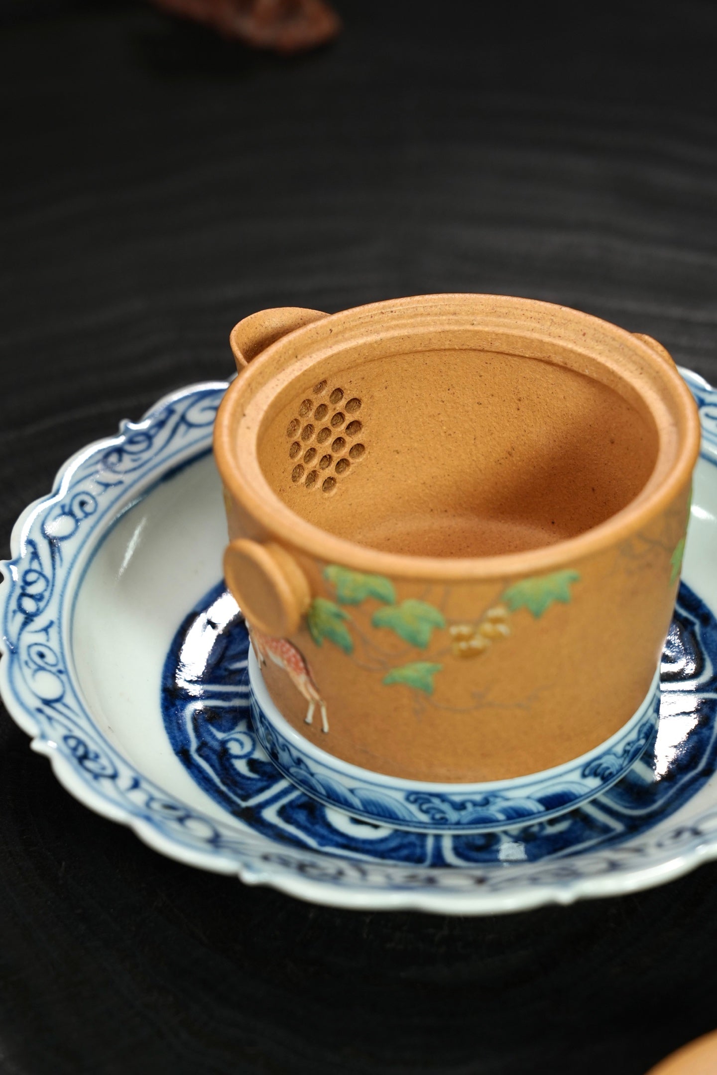 【灵芝·手抓壶】 原矿极品段泥（泥绘）·120cc·19孔
