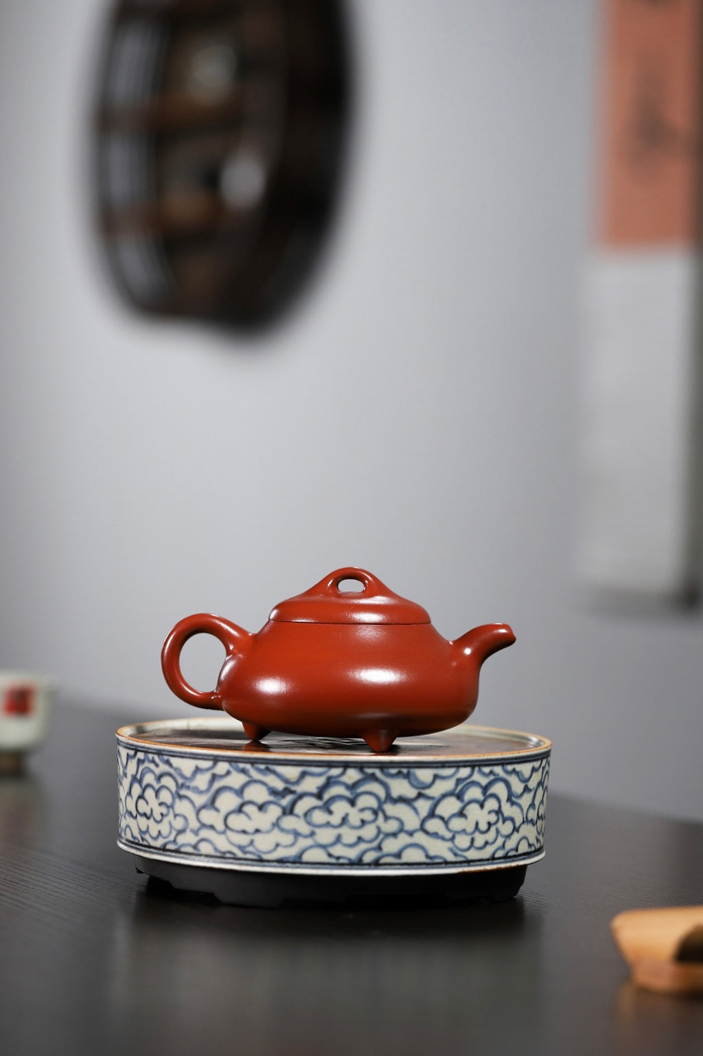 品名：【汉棠石瓢】 泥料 ：鸡血大红袍（泥料非常细，极其润） 容量 ：240cc 作者 ：庄丽老师，其工艺不输工艺师