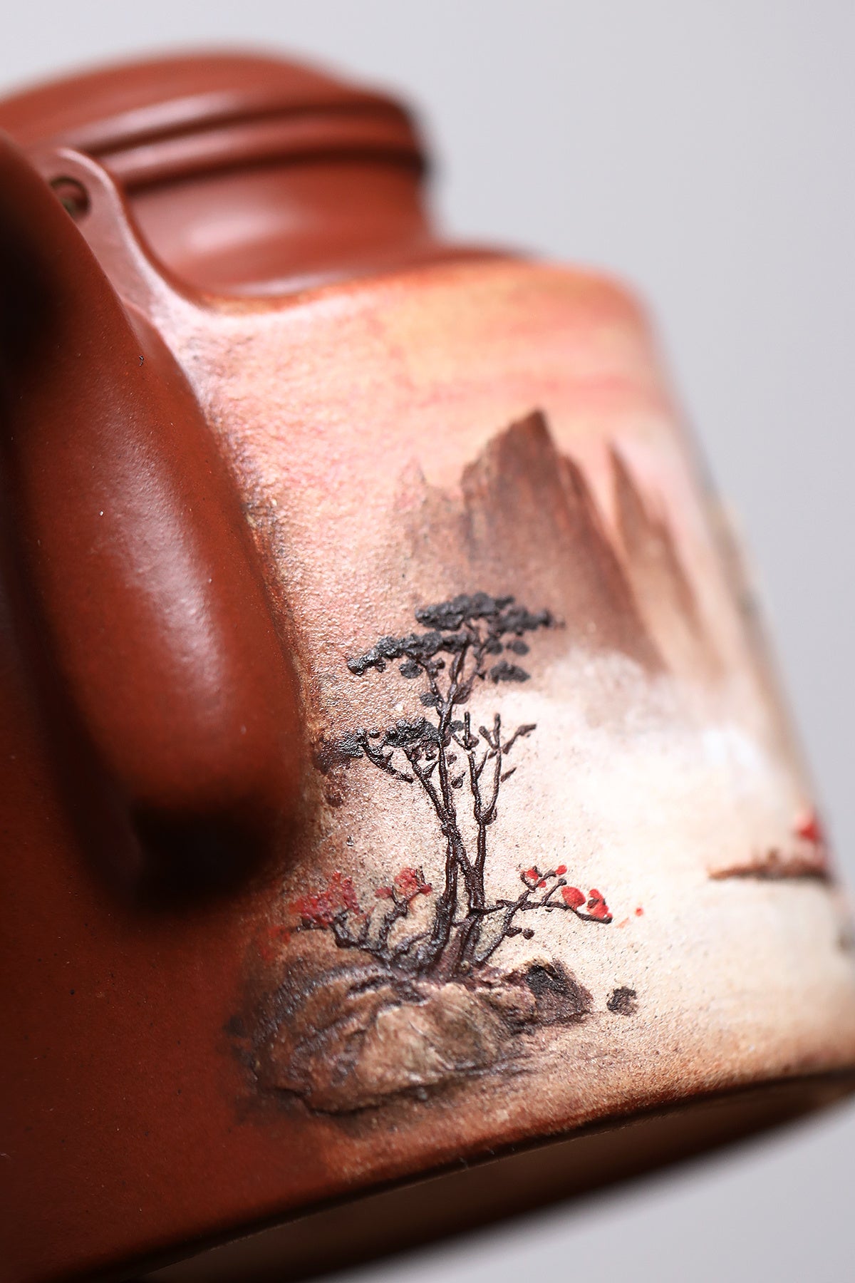 双宗师合璧·紫砂史巅峰 紫砂界天花板｜何光宏·邱玉林联袂创作孤品《洋桶壶》——原矿优质底槽清·230cc