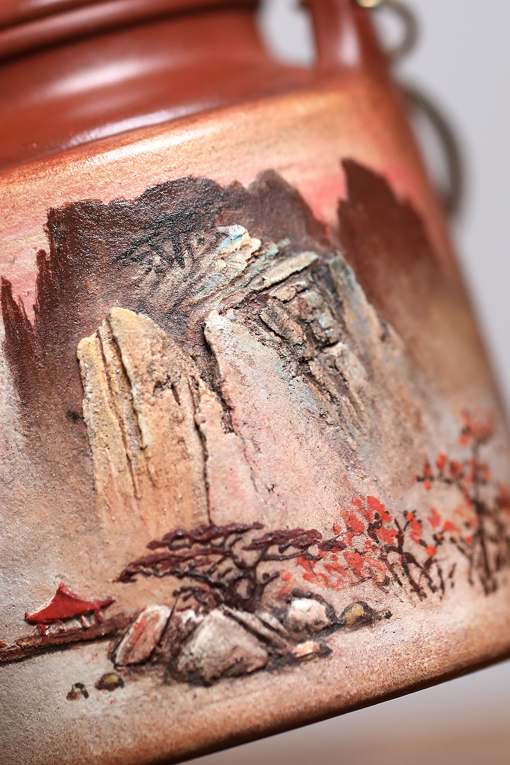 双宗师合璧·紫砂史巅峰 紫砂界天花板｜何光宏·邱玉林联袂创作孤品《洋桶壶》——原矿优质底槽清·230cc
