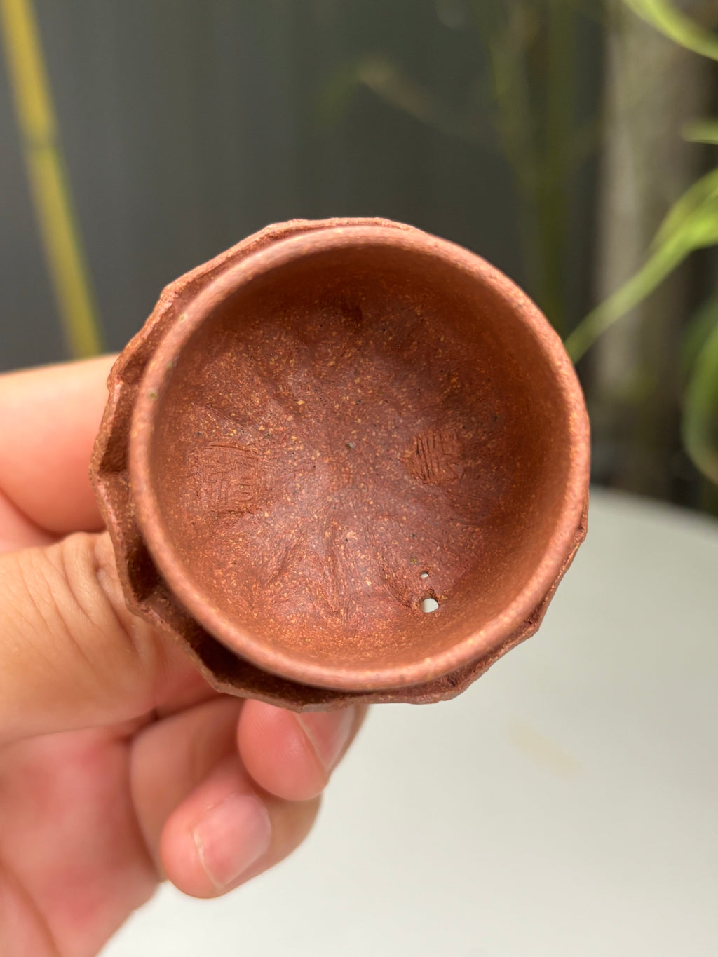 重磅新品·稀世罕见·紫砂臻品｜沈更轶制×彭金格绘 世间唯一巅峰孤品《双蛙鸣荷壶》——原矿优质老段泥·160cc