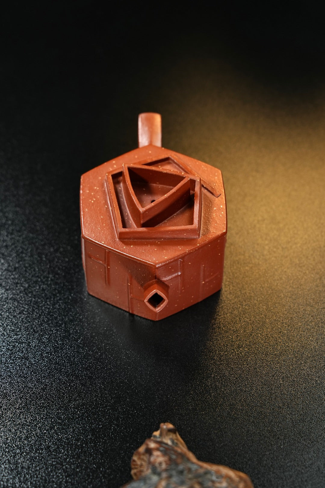 耿浩方器 礼藏双绝｜紫砂界80后方器巨匠巅峰臻品《儒风行简壶》原矿优质赤龙幻彩·180cc